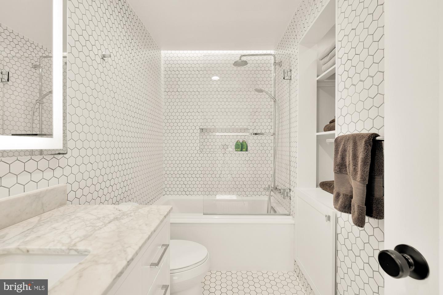 1217 CARROLLSBURG PL SW, WASHINGTON, District Of Columbia 20024, 3 Bedrooms Bedrooms, ,2 BathroomsBathrooms,Residential,For sale,1217 CARROLLSBURG PL SW,DCDC2203914 MLS # DCDC2203914