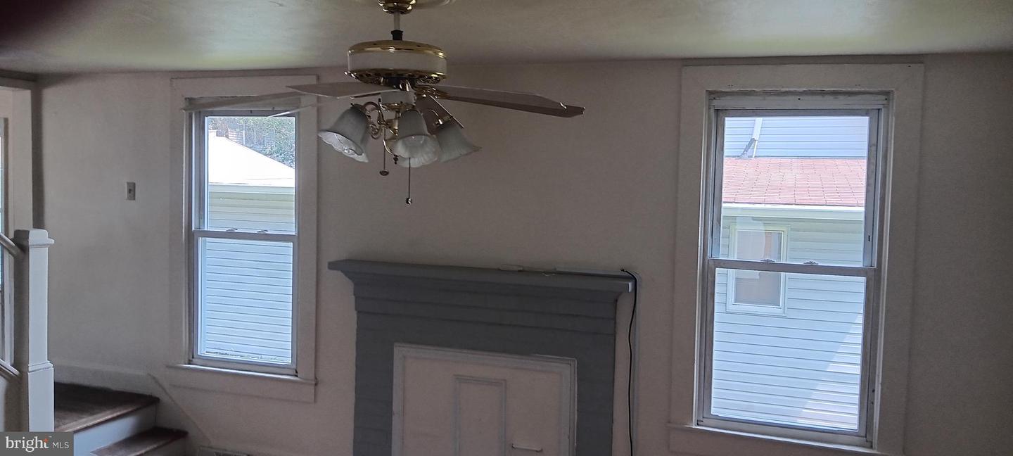 221 BOYD AVE, WINCHESTER, Virginia 22601, 3 Bedrooms Bedrooms, ,1 BathroomBathrooms,Residential,For sale,221 BOYD AVE,VAWI2007904 MLS # VAWI2007904