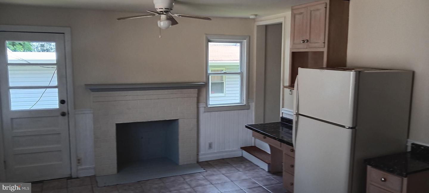 221 BOYD AVE, WINCHESTER, Virginia 22601, 3 Bedrooms Bedrooms, ,1 BathroomBathrooms,Residential,For sale,221 BOYD AVE,VAWI2007904 MLS # VAWI2007904