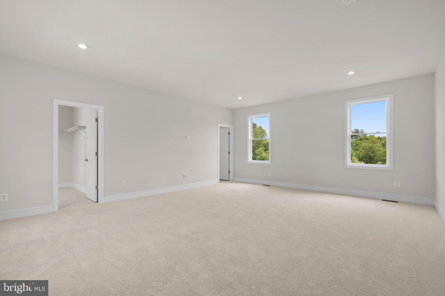 2652 BLUE RIDGE AVE, MARSHALL, Virginia 20115, 4 Bedrooms Bedrooms, ,3 BathroomsBathrooms,Residential,For sale,2652 BLUE RIDGE AVE,VAFQ2016918 MLS # VAFQ2016918
