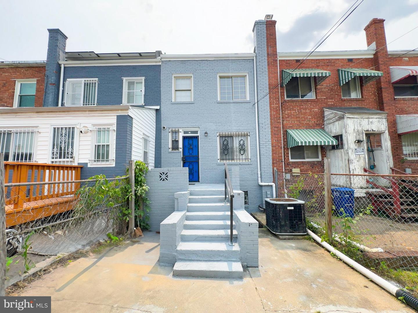 130 36TH ST NE, WASHINGTON, District Of Columbia 20019, 3 Bedrooms Bedrooms, ,2 BathroomsBathrooms,Residential,For sale,130 36TH ST NE,DCDC2204002 MLS # DCDC2204002