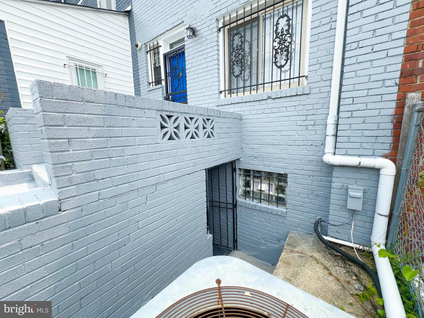 130 36TH ST NE, WASHINGTON, District Of Columbia 20019, 3 Bedrooms Bedrooms, ,2 BathroomsBathrooms,Residential,For sale,130 36TH ST NE,DCDC2204002 MLS # DCDC2204002