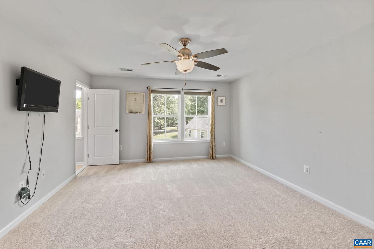 1692 WICKHAM WAY, CHARLOTTESVILLE, Virginia 22901, 4 Bedrooms Bedrooms, ,2 BathroomsBathrooms,Residential,For sale,1692 WICKHAM WAY,665332 MLS # 665332