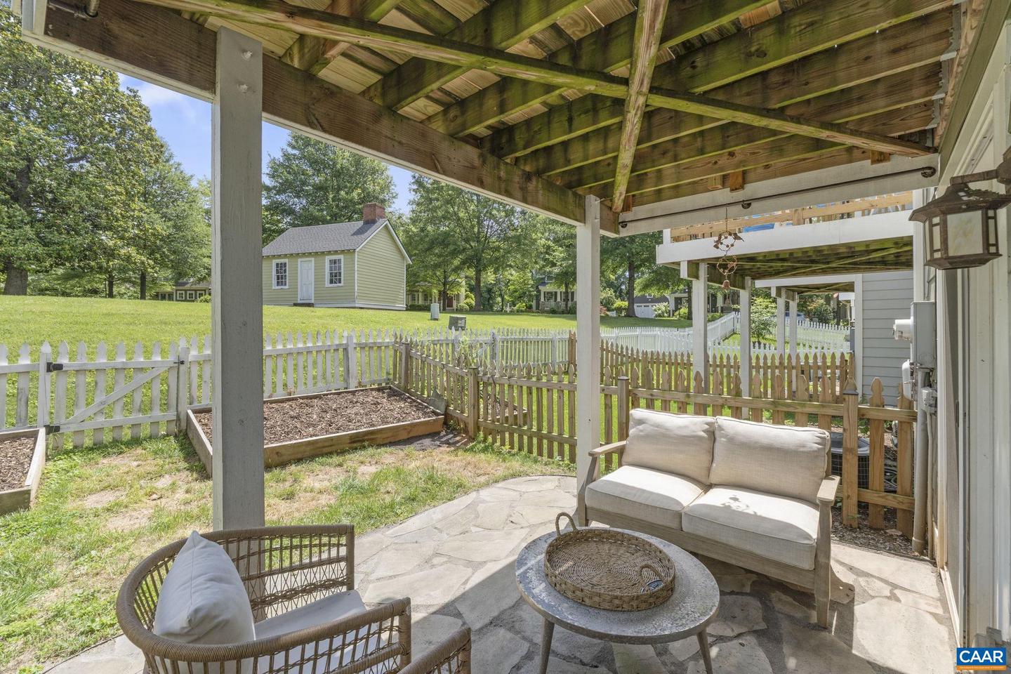 1692 WICKHAM WAY, CHARLOTTESVILLE, Virginia 22901, 4 Bedrooms Bedrooms, ,2 BathroomsBathrooms,Residential,For sale,1692 WICKHAM WAY,665332 MLS # 665332