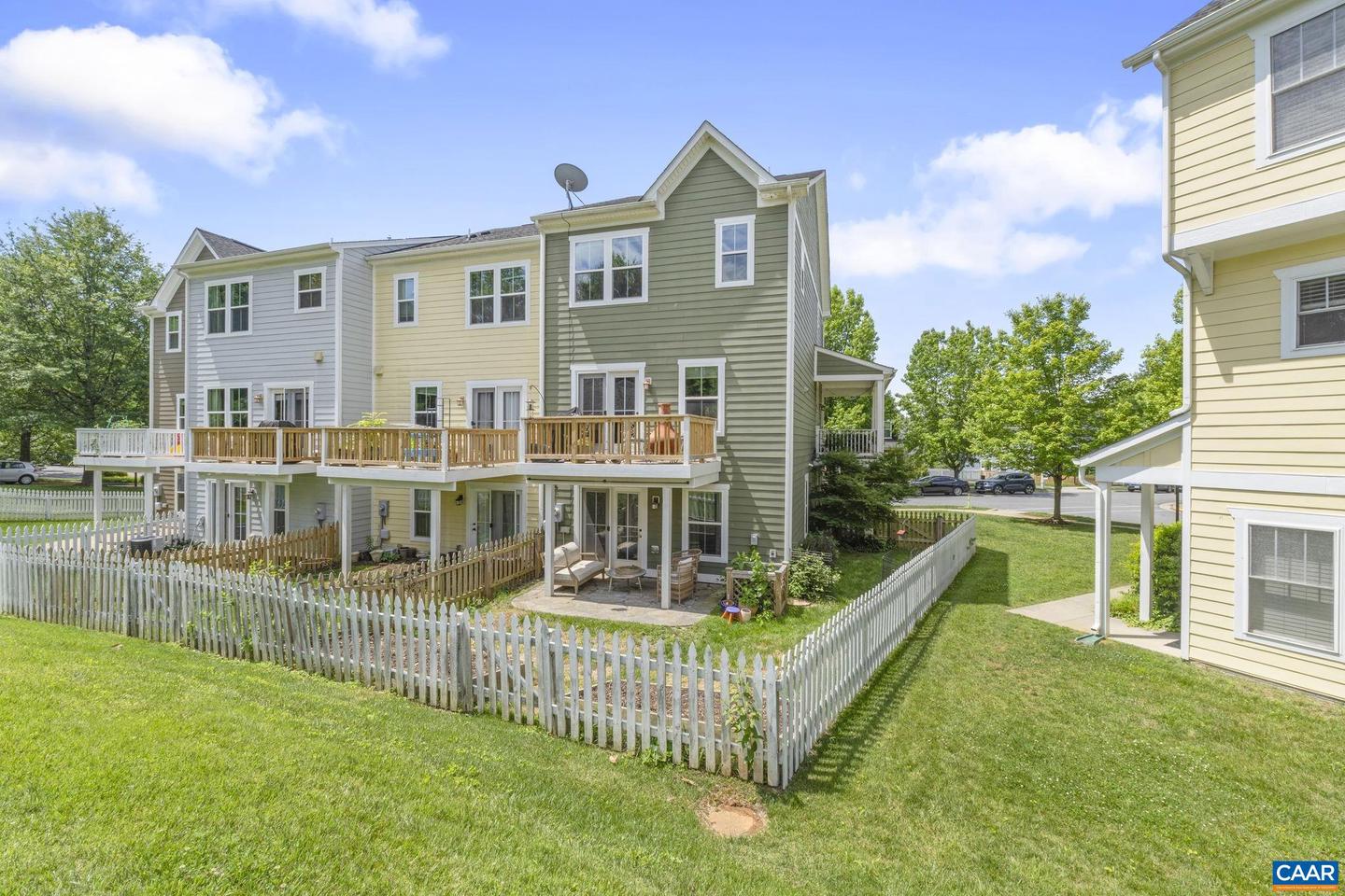 1692 WICKHAM WAY, CHARLOTTESVILLE, Virginia 22901, 4 Bedrooms Bedrooms, ,2 BathroomsBathrooms,Residential,For sale,1692 WICKHAM WAY,665332 MLS # 665332