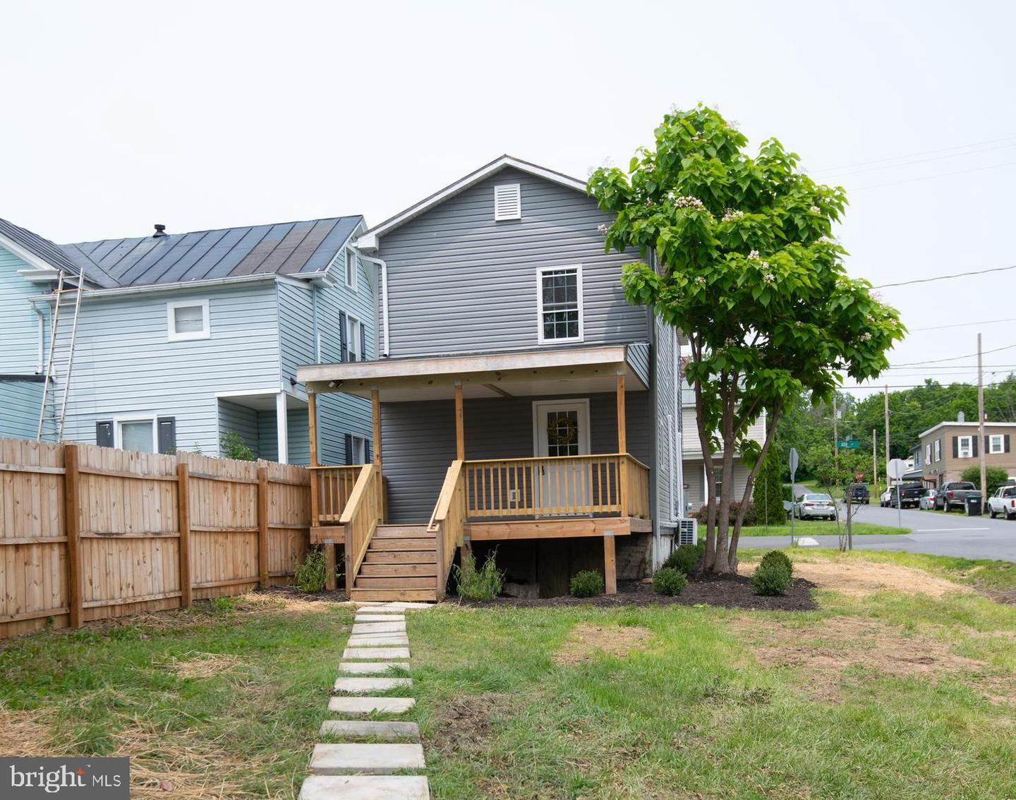 507 ASH ST, STRASBURG, Virginia 22657, 3 Bedrooms Bedrooms, ,2 BathroomsBathrooms,Residential,For sale,507 ASH ST,VASH2011636 MLS # VASH2011636
