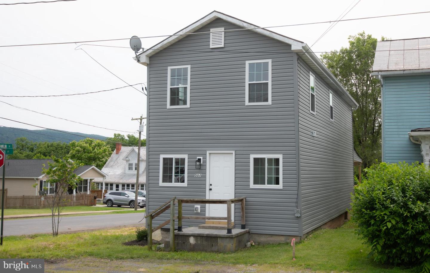 507 ASH ST, STRASBURG, Virginia 22657, 3 Bedrooms Bedrooms, ,2 BathroomsBathrooms,Residential,For sale,507 ASH ST,VASH2011636 MLS # VASH2011636