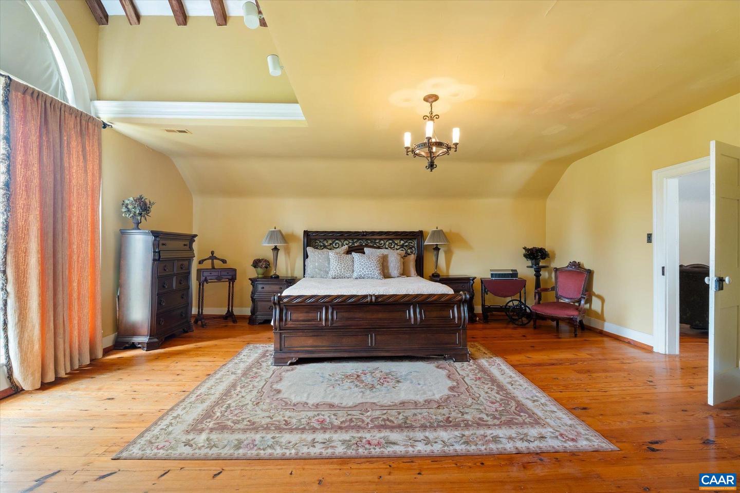325 FACTORY OUTLET DR, MAX MEADOWS, Virginia 24360, 5 Bedrooms Bedrooms, ,3 BathroomsBathrooms,Residential,For sale,325 FACTORY OUTLET DR,665339 MLS # 665339