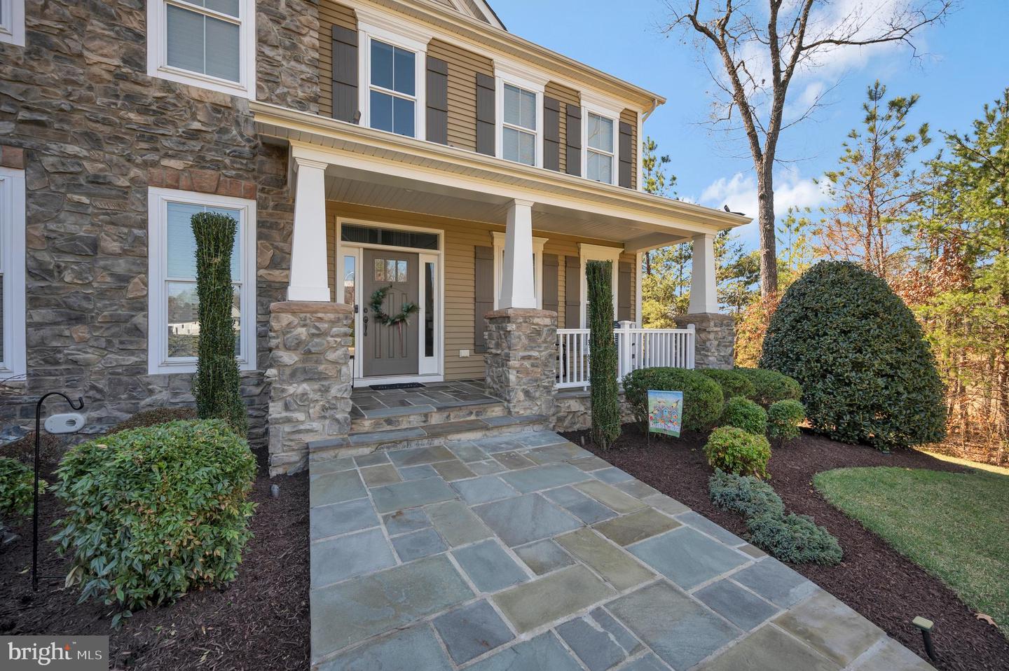 11001 WATERSTONE PL, SPOTSYLVANIA, Virginia 22551, 5 Bedrooms Bedrooms, ,4 BathroomsBathrooms,Residential,For sale,11001 WATERSTONE PL,VASP2033666 MLS # VASP2033666