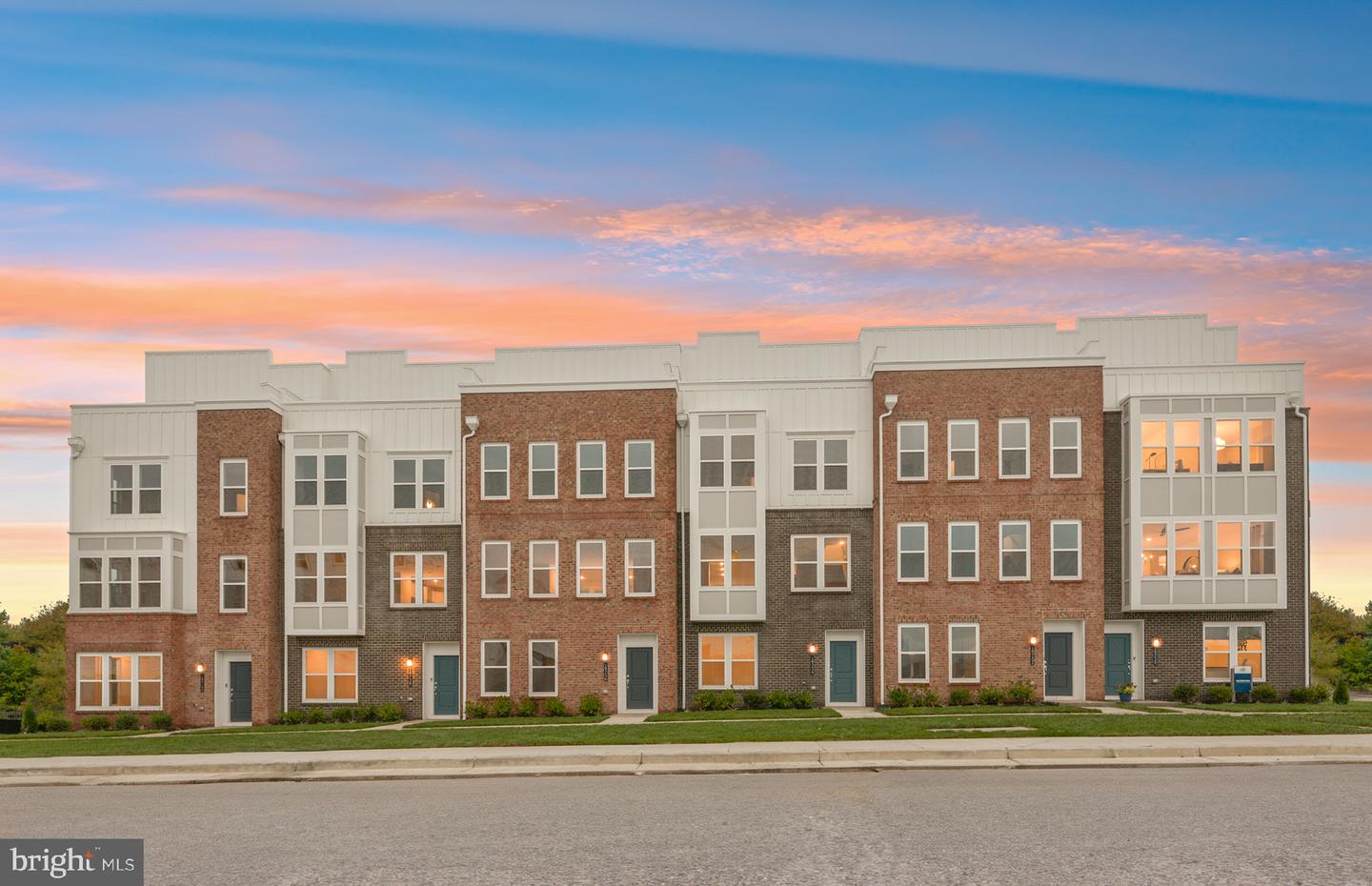 19730 PEACH FLOWER TER, ASHBURN, Virginia 20147, 3 Bedrooms Bedrooms, ,2 BathroomsBathrooms,Residential,For sale,19730 PEACH FLOWER TER,VALO2098724 MLS # VALO2098724