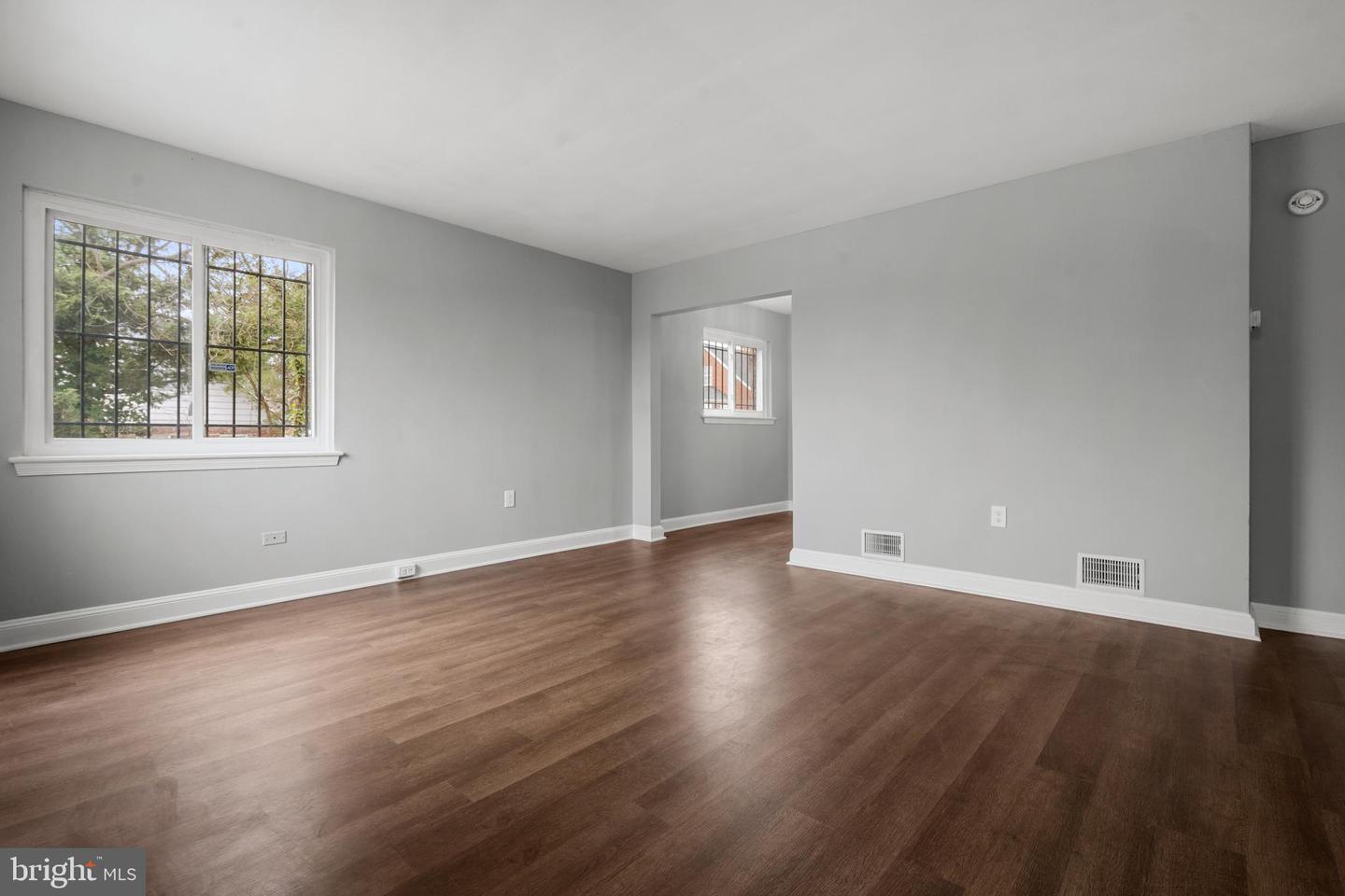 140 WILMINGTON PL SE, WASHINGTON, District Of Columbia 20032, 4 Bedrooms Bedrooms, ,2 BathroomsBathrooms,Residential,For sale,140 WILMINGTON PL SE,DCDC2204040 MLS # DCDC2204040