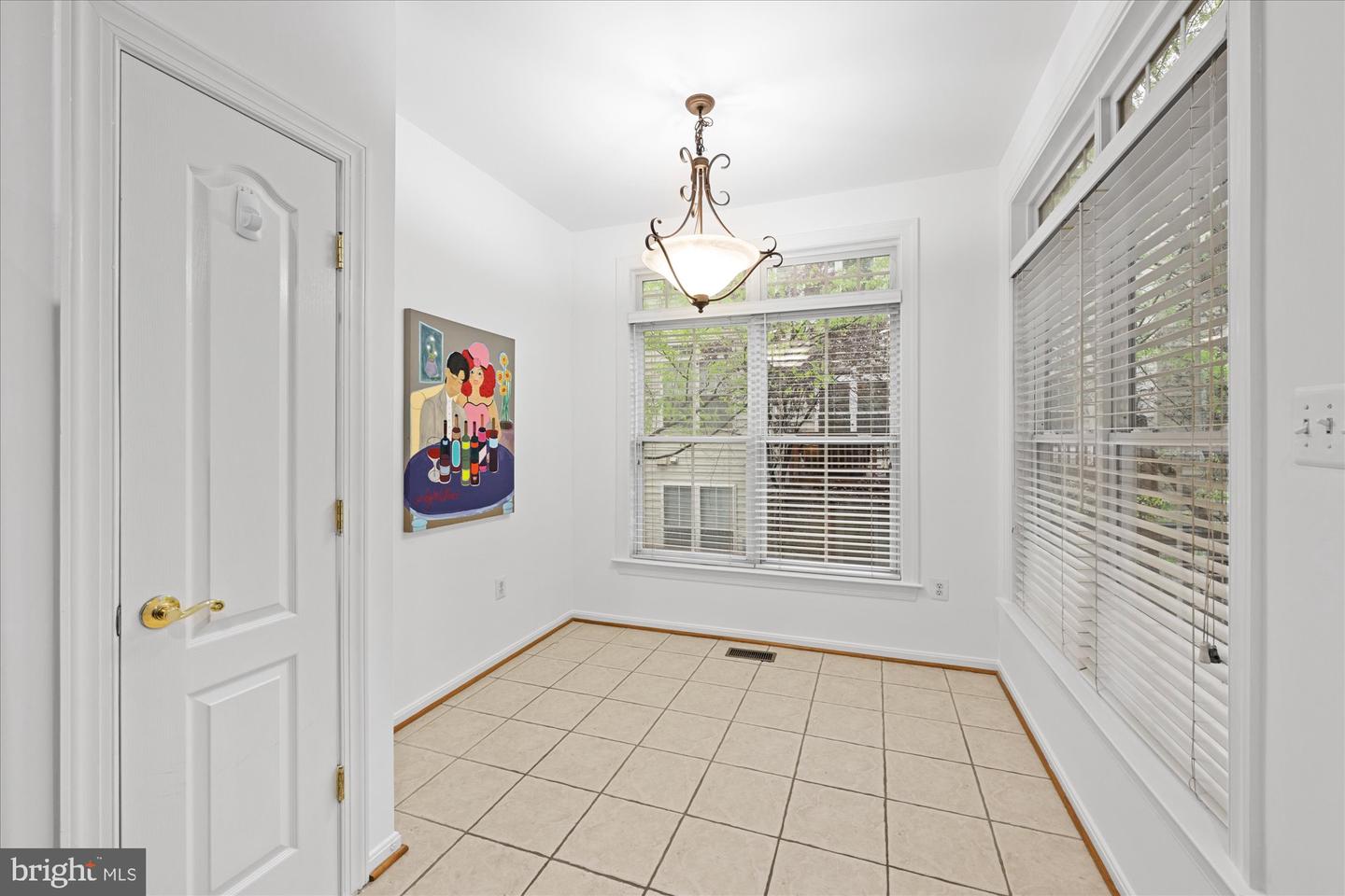 5267 POCOSIN LN, ALEXANDRIA, Virginia 22304, 3 Bedrooms Bedrooms, ,2 BathroomsBathrooms,Residential,For sale,5267 POCOSIN LN,VAAX2046090 MLS # VAAX2046090