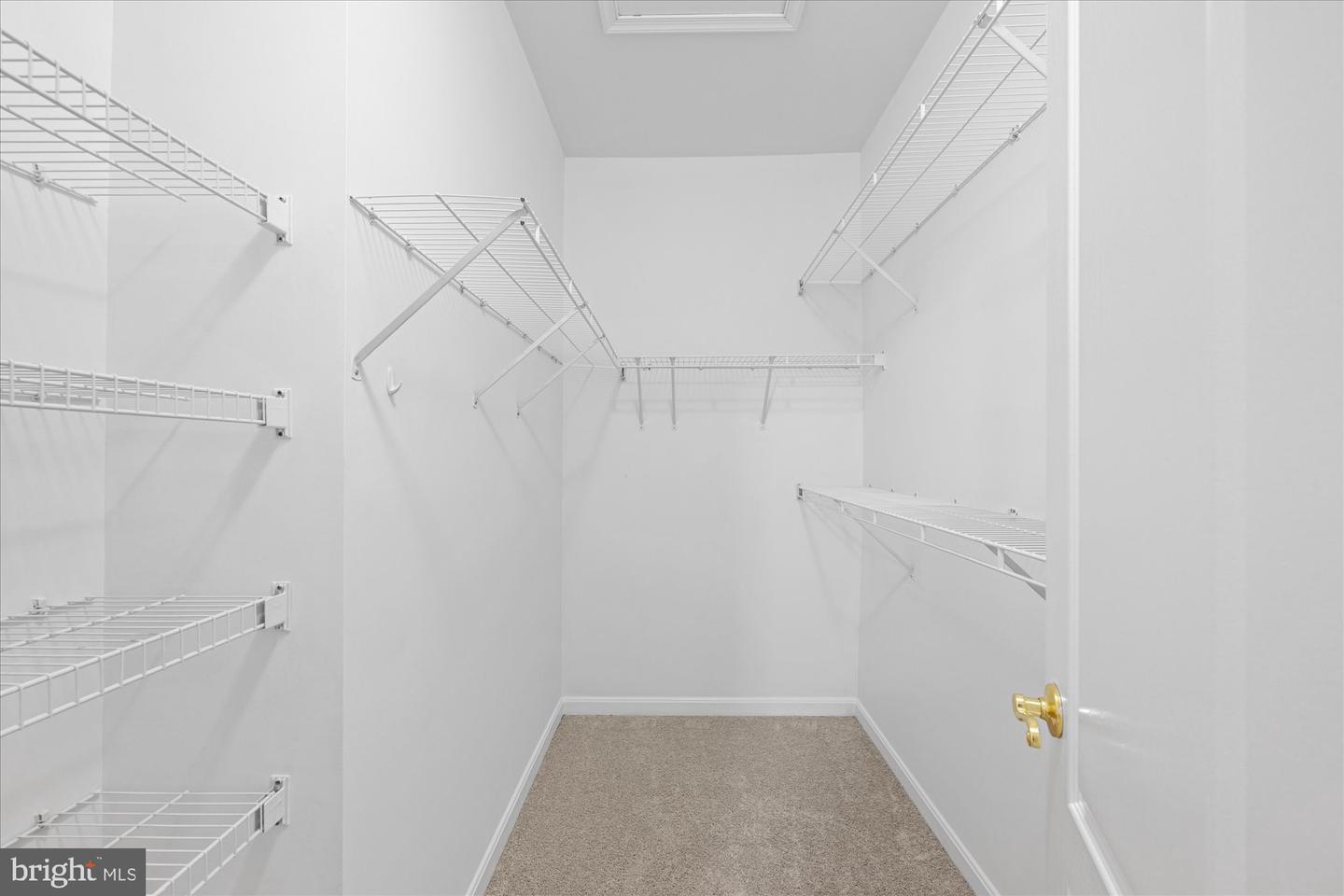 5267 POCOSIN LN, ALEXANDRIA, Virginia 22304, 3 Bedrooms Bedrooms, ,2 BathroomsBathrooms,Residential,For sale,5267 POCOSIN LN,VAAX2046090 MLS # VAAX2046090