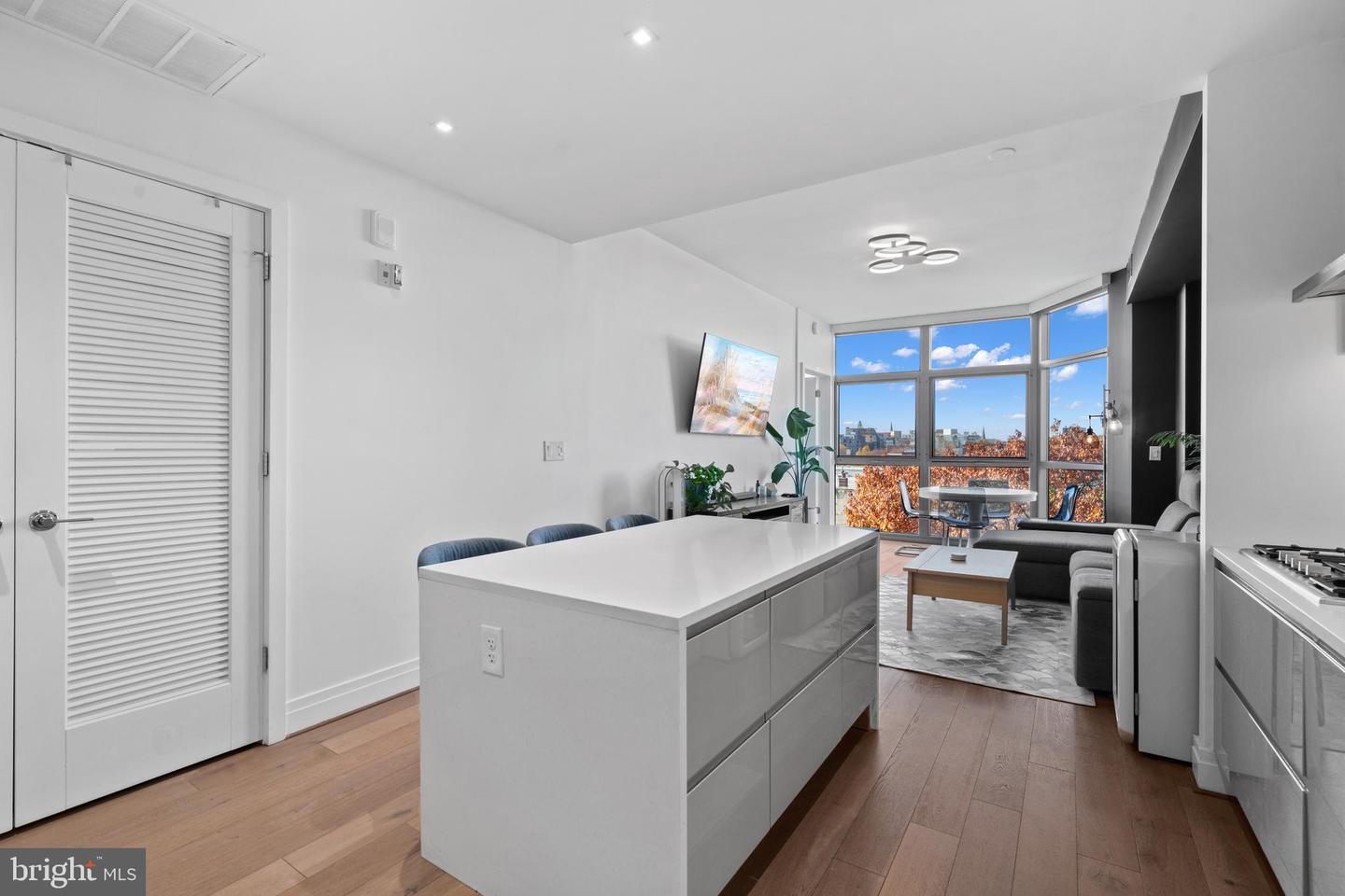 810 O ST NW #504, WASHINGTON, District Of Columbia 20001, 2 Bedrooms Bedrooms, ,2 BathroomsBathrooms,Residential,For sale,810 O ST NW #504,DCDC2204066 MLS # DCDC2204066