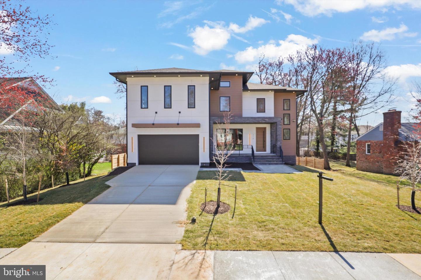 310 JOHNSON ST SW, VIENNA, Virginia 22180, 6 Bedrooms Bedrooms, ,5 BathroomsBathrooms,Residential,For sale,310 JOHNSON ST SW,VAFX2245430 MLS # VAFX2245430