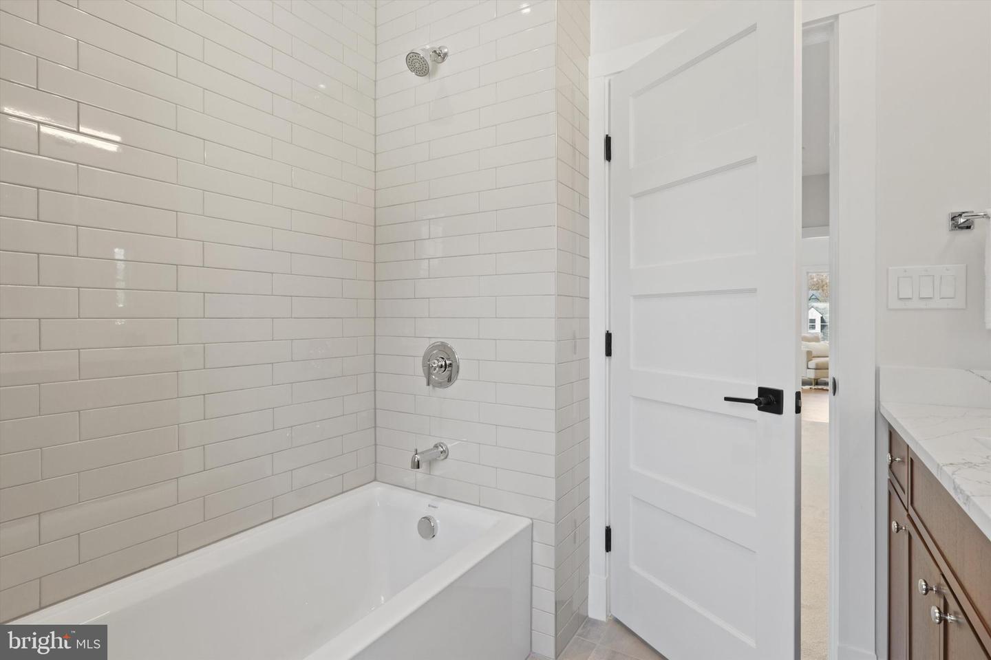 310 JOHNSON ST SW, VIENNA, Virginia 22180, 6 Bedrooms Bedrooms, ,5 BathroomsBathrooms,Residential,For sale,310 JOHNSON ST SW,VAFX2245430 MLS # VAFX2245430
