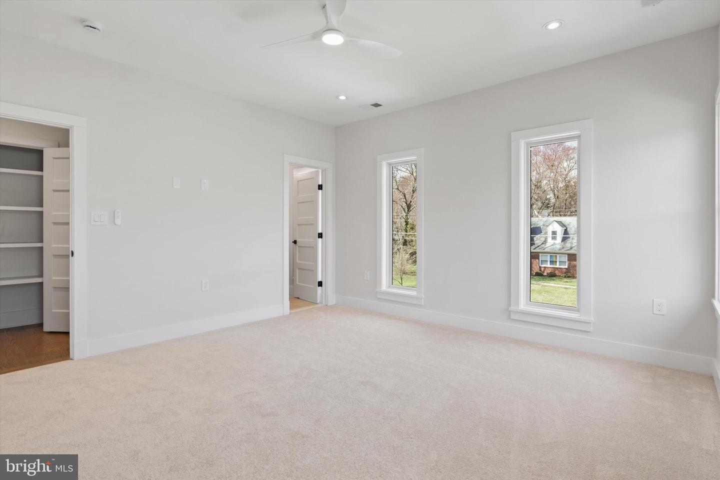 310 JOHNSON ST SW, VIENNA, Virginia 22180, 6 Bedrooms Bedrooms, ,5 BathroomsBathrooms,Residential,For sale,310 JOHNSON ST SW,VAFX2245430 MLS # VAFX2245430