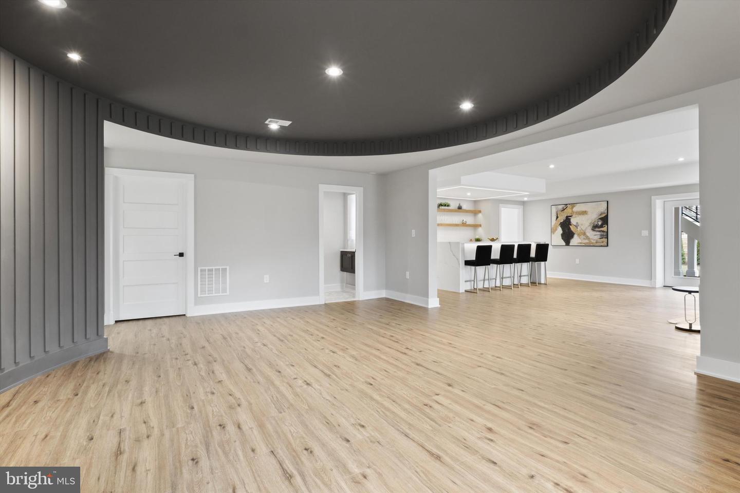 310 JOHNSON ST SW, VIENNA, Virginia 22180, 6 Bedrooms Bedrooms, ,5 BathroomsBathrooms,Residential,For sale,310 JOHNSON ST SW,VAFX2245430 MLS # VAFX2245430