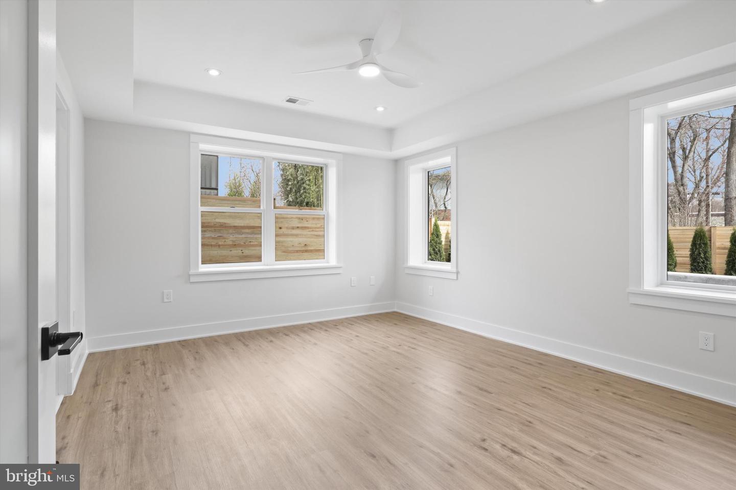 310 JOHNSON ST SW, VIENNA, Virginia 22180, 6 Bedrooms Bedrooms, ,5 BathroomsBathrooms,Residential,For sale,310 JOHNSON ST SW,VAFX2245430 MLS # VAFX2245430