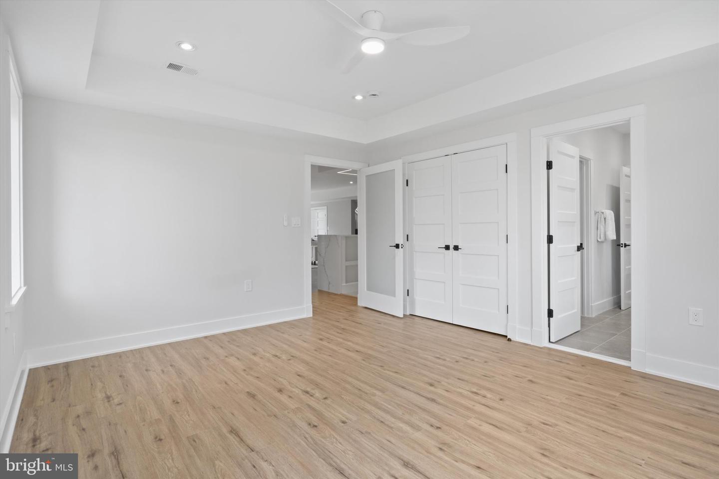 310 JOHNSON ST SW, VIENNA, Virginia 22180, 6 Bedrooms Bedrooms, ,5 BathroomsBathrooms,Residential,For sale,310 JOHNSON ST SW,VAFX2245430 MLS # VAFX2245430