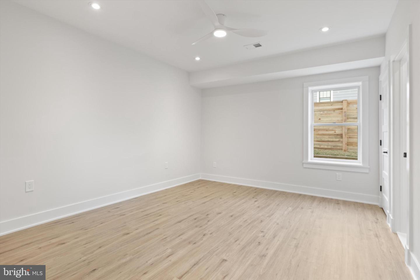 310 JOHNSON ST SW, VIENNA, Virginia 22180, 6 Bedrooms Bedrooms, ,5 BathroomsBathrooms,Residential,For sale,310 JOHNSON ST SW,VAFX2245430 MLS # VAFX2245430