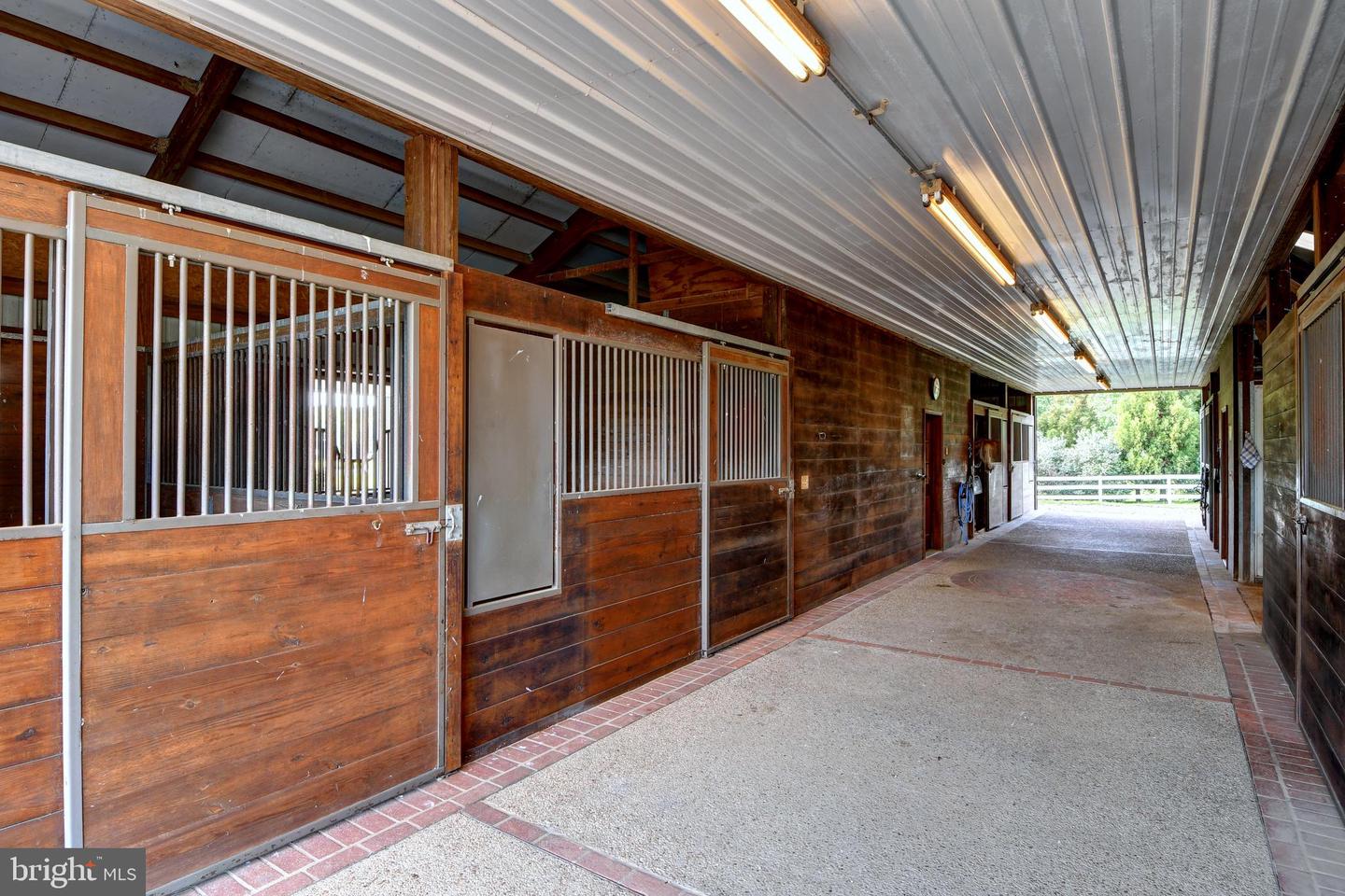 6501 CLIFTON RD, CLIFTON, Virginia 20124, 5 Bedrooms Bedrooms, ,4 BathroomsBathrooms,Farm,For sale,6501 CLIFTON RD,VAFX2245486 MLS # VAFX2245486