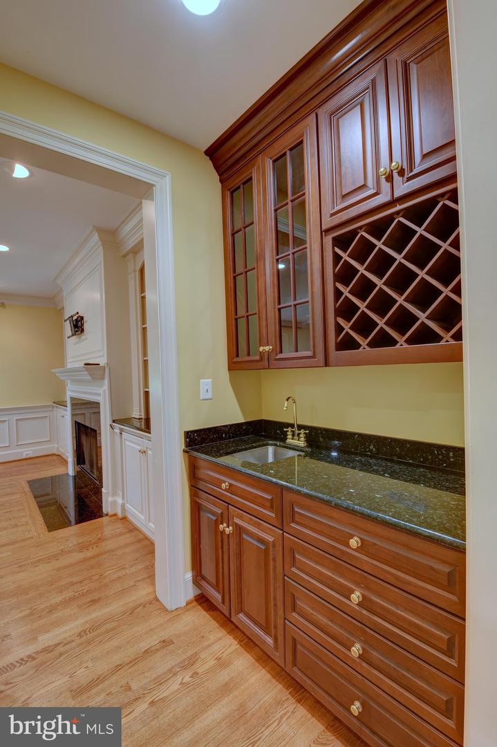 6501 CLIFTON RD, CLIFTON, Virginia 20124, 5 Bedrooms Bedrooms, ,4 BathroomsBathrooms,Farm,For sale,6501 CLIFTON RD,VAFX2245486 MLS # VAFX2245486