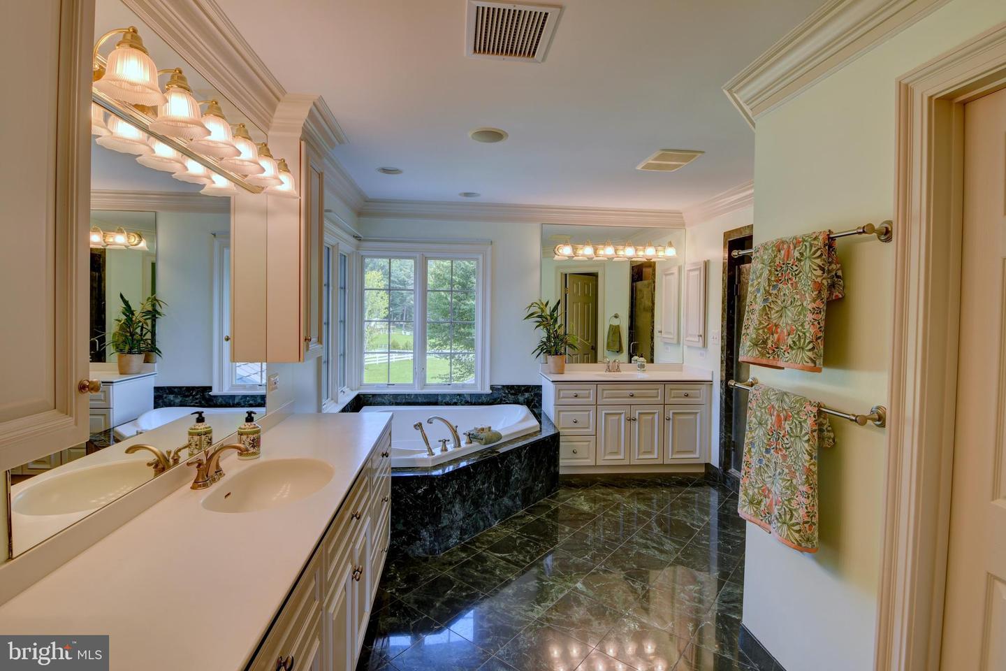 6501 CLIFTON RD, CLIFTON, Virginia 20124, 5 Bedrooms Bedrooms, ,4 BathroomsBathrooms,Farm,For sale,6501 CLIFTON RD,VAFX2245486 MLS # VAFX2245486