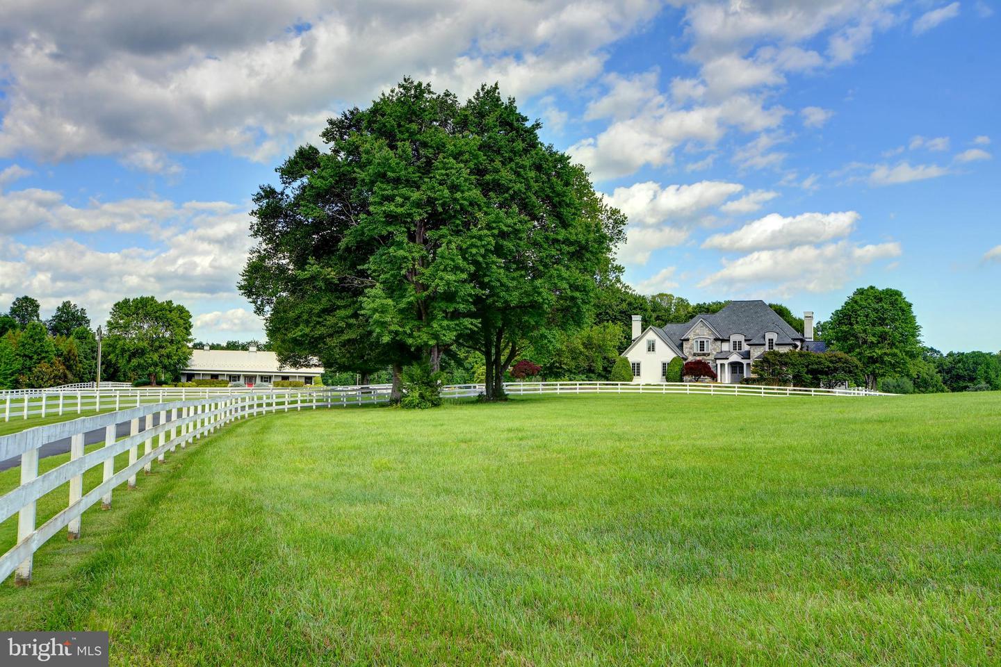 6501 CLIFTON RD, CLIFTON, Virginia 20124, 5 Bedrooms Bedrooms, ,4 BathroomsBathrooms,Farm,For sale,6501 CLIFTON RD,VAFX2245486 MLS # VAFX2245486