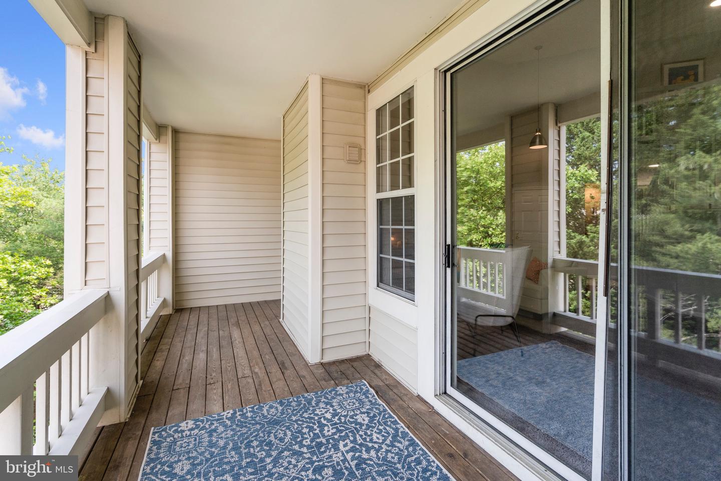 7014 ELLINGHAM CIR #F, ALEXANDRIA, Virginia 22315, 2 Bedrooms Bedrooms, ,2 BathroomsBathrooms,Residential,For sale,7014 ELLINGHAM CIR #F,VAFX2223736 MLS # VAFX2223736