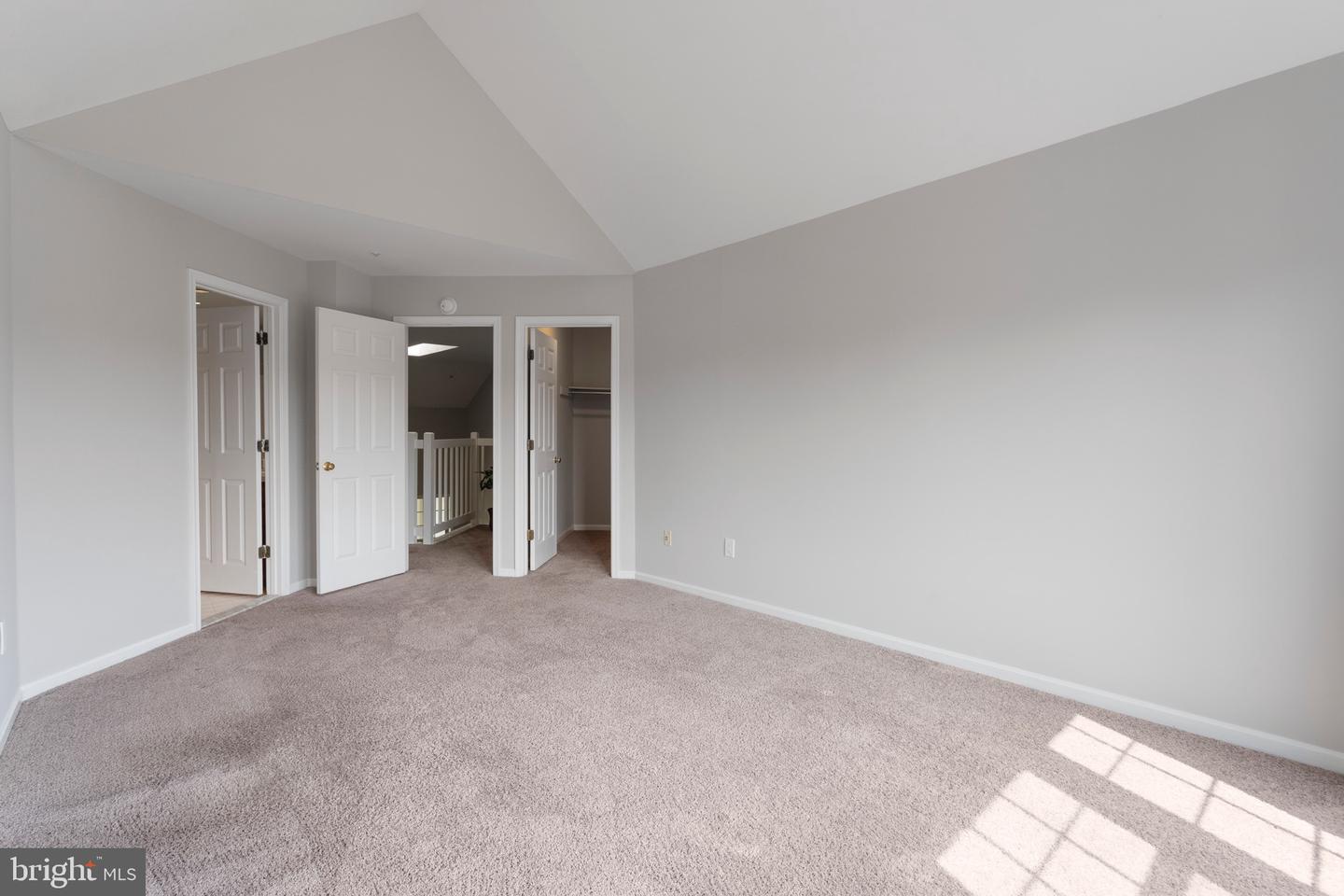 7014 ELLINGHAM CIR #F, ALEXANDRIA, Virginia 22315, 2 Bedrooms Bedrooms, ,2 BathroomsBathrooms,Residential,For sale,7014 ELLINGHAM CIR #F,VAFX2223736 MLS # VAFX2223736