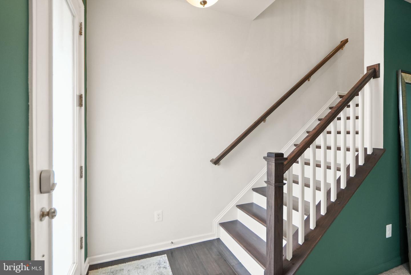 19298 FORKED CREEK TER, LEESBURG, Virginia 20175, 3 Bedrooms Bedrooms, ,3 BathroomsBathrooms,Residential,For sale,19298 FORKED CREEK TER,VALO2089894 MLS # VALO2089894
