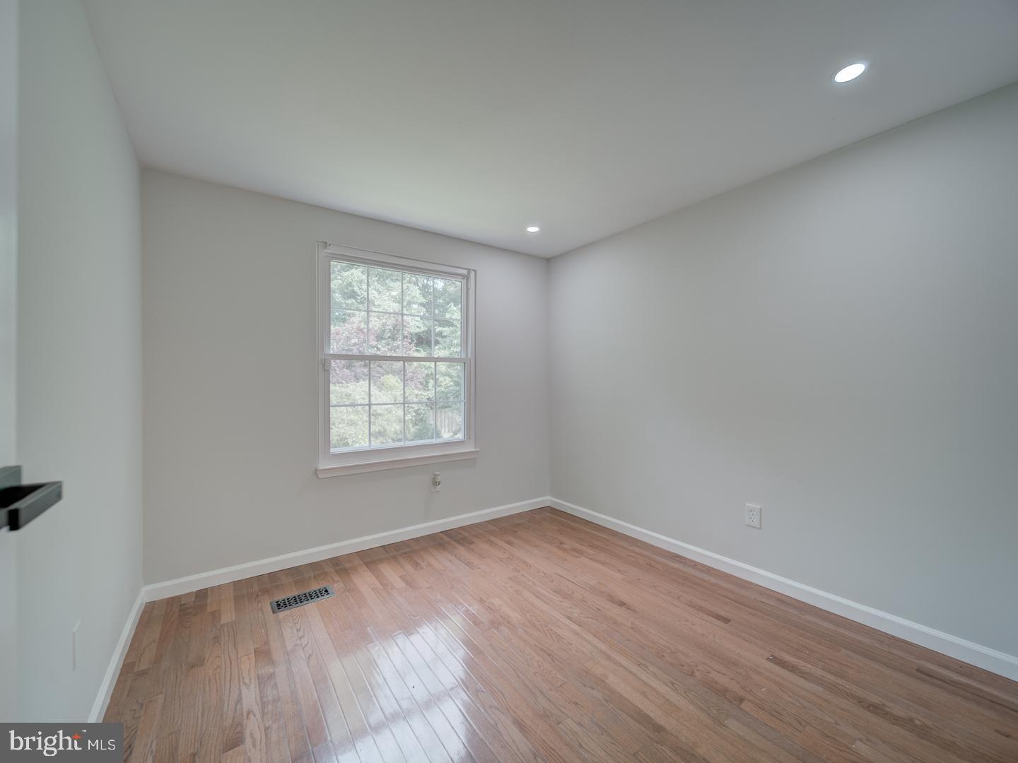 9117 HUNTING PINES PL, FAIRFAX, Virginia 22032, 4 Bedrooms Bedrooms, ,4 BathroomsBathrooms,Residential,For sale,9117 HUNTING PINES PL,VAFX2229310 MLS # VAFX2229310
