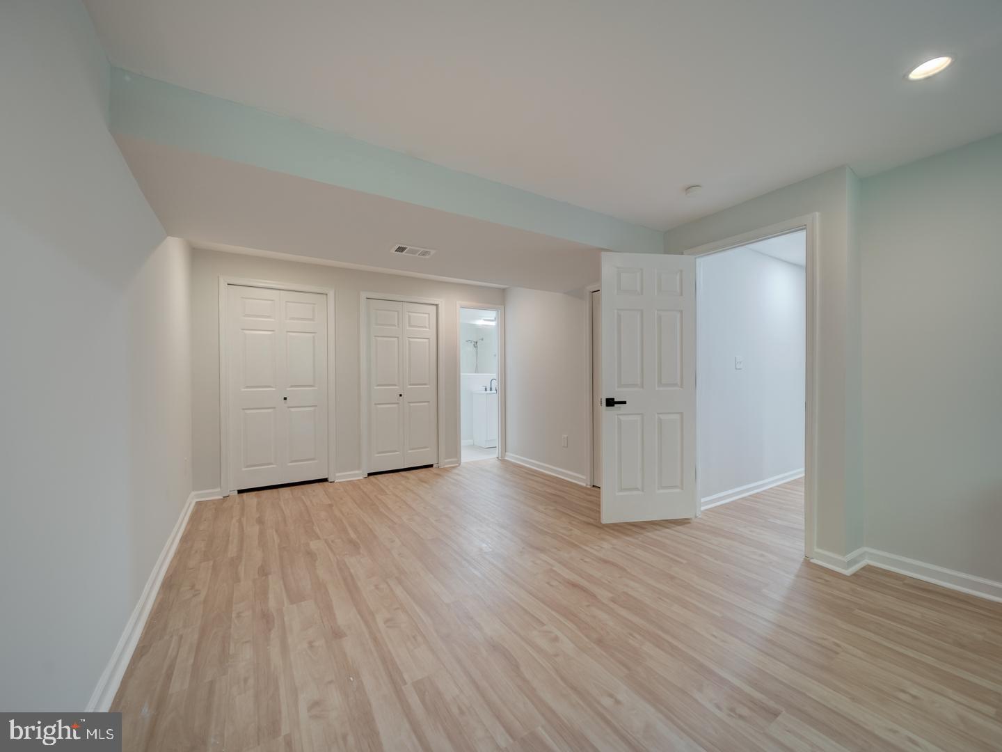 9117 HUNTING PINES PL, FAIRFAX, Virginia 22032, 4 Bedrooms Bedrooms, ,4 BathroomsBathrooms,Residential,For sale,9117 HUNTING PINES PL,VAFX2229310 MLS # VAFX2229310