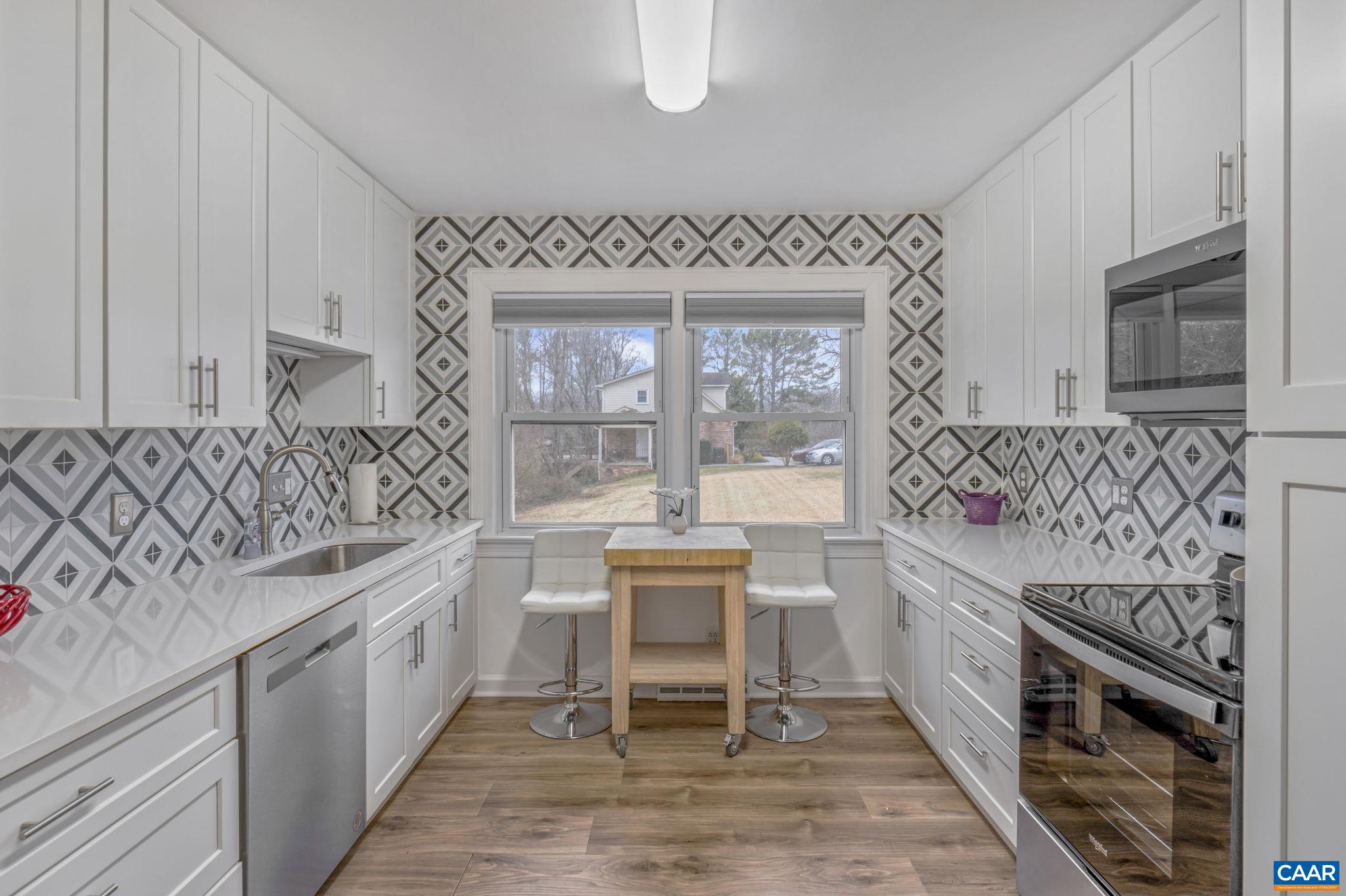2990 COLONIAL DR, CHARLOTTESVILLE, Virginia 22911, 3 Bedrooms Bedrooms, ,3 BathroomsBathrooms,Residential,2990 COLONIAL DR,661563 MLS # 661563