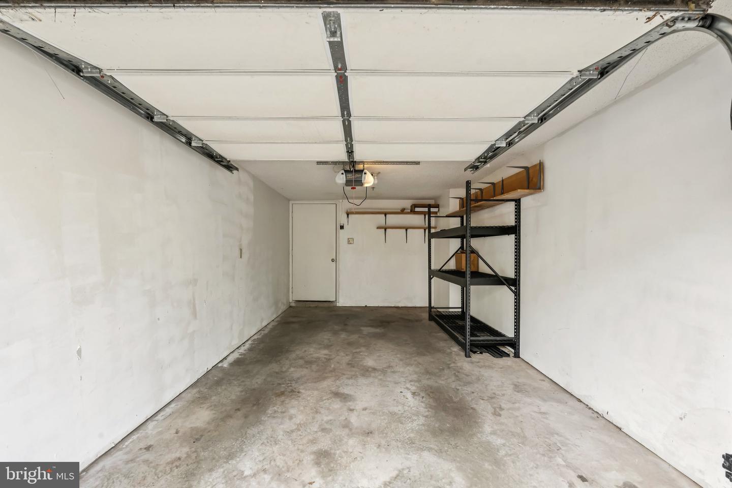 249 S PICKETT ST #302, ALEXANDRIA, Virginia 22304, 2 Bedrooms Bedrooms, ,2 BathroomsBathrooms,Residential,For sale,249 S PICKETT ST #302,VAAX2043156 MLS # VAAX2043156
