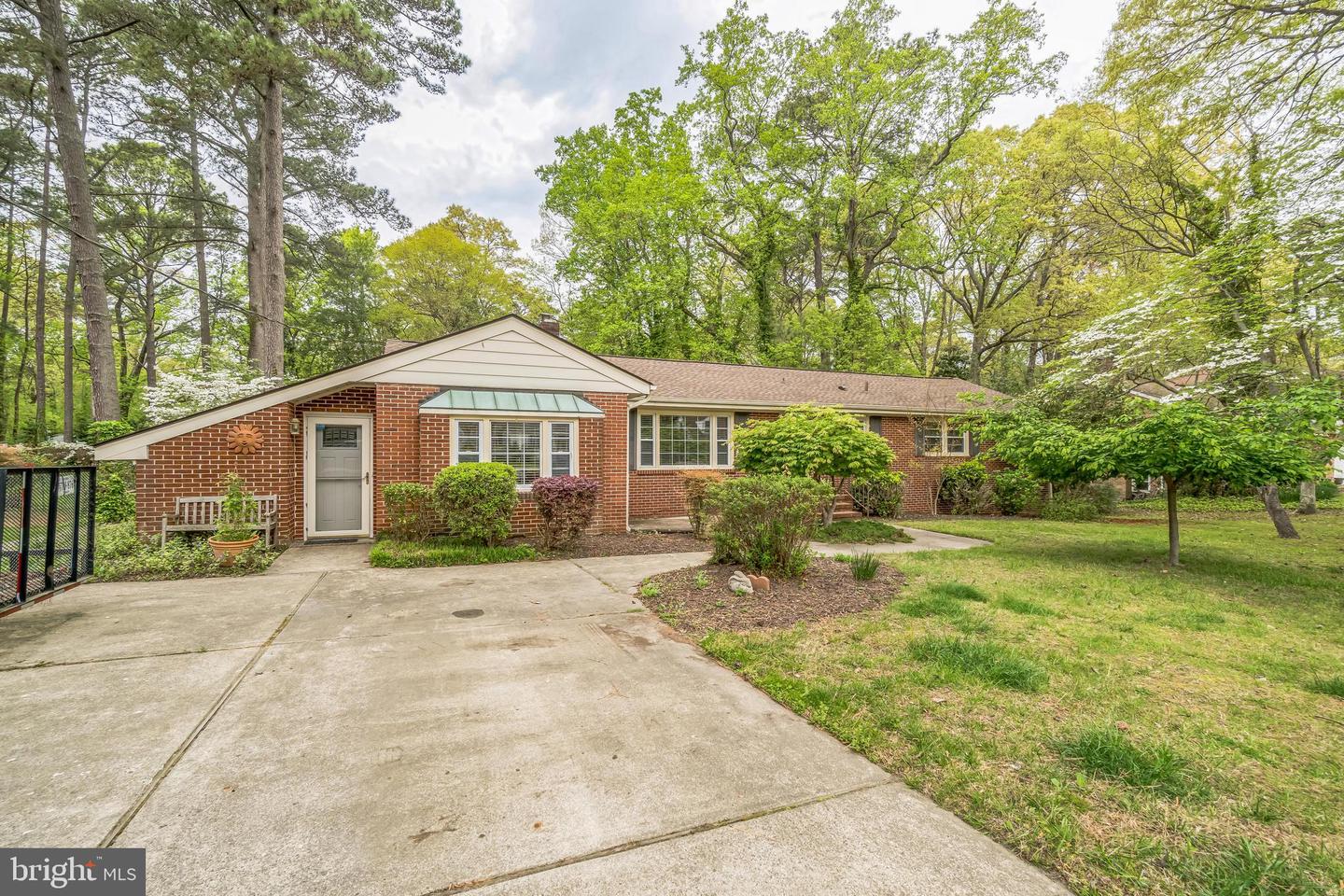 115 MISTLETOE, NEWPORT NEWS, Virginia 23606, 3 Bedrooms Bedrooms, ,2 BathroomsBathrooms,Residential,For sale,115 MISTLETOE,VANN2000094 MLS # VANN2000094
