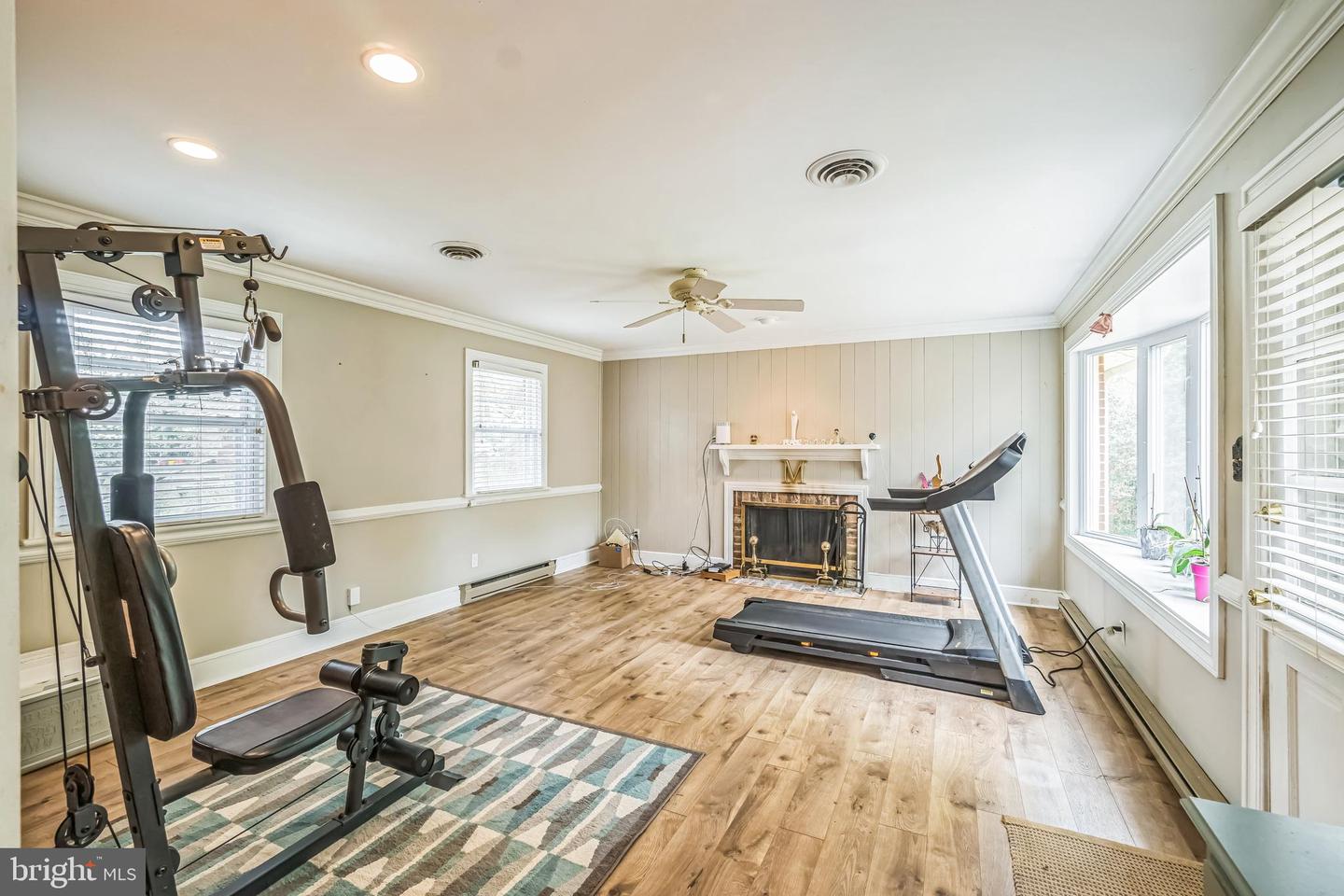 115 MISTLETOE, NEWPORT NEWS, Virginia 23606, 3 Bedrooms Bedrooms, ,2 BathroomsBathrooms,Residential,For sale,115 MISTLETOE,VANN2000094 MLS # VANN2000094