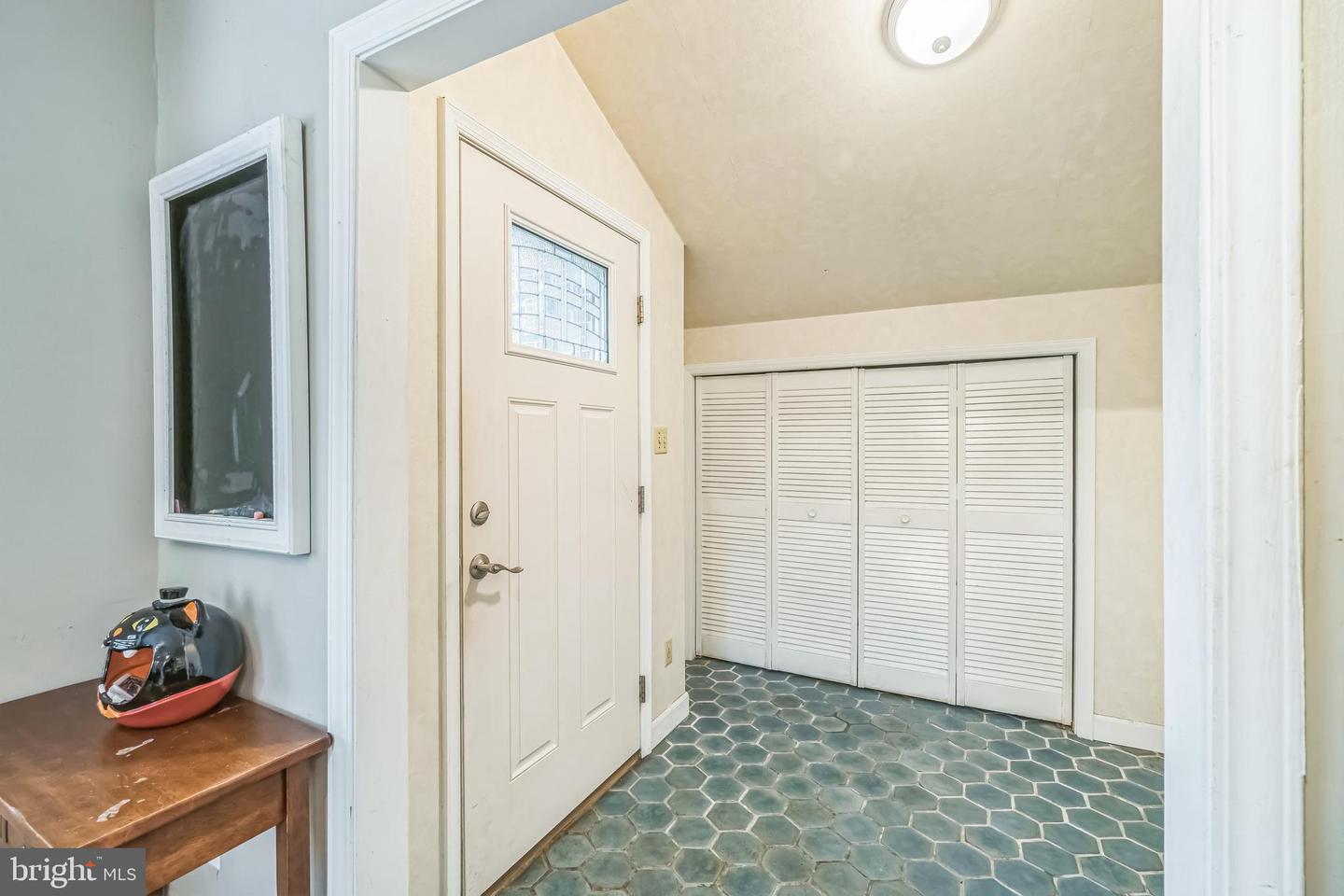 115 MISTLETOE, NEWPORT NEWS, Virginia 23606, 3 Bedrooms Bedrooms, ,2 BathroomsBathrooms,Residential,For sale,115 MISTLETOE,VANN2000094 MLS # VANN2000094
