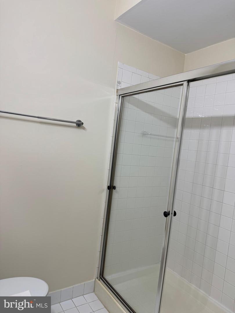 2109 HIGHCOURT LN #203, HERNDON, Virginia 20170, 2 Bedrooms Bedrooms, ,2 BathroomsBathrooms,Residential,For sale,2109 HIGHCOURT LN #203,VAFX2233206 MLS # VAFX2233206