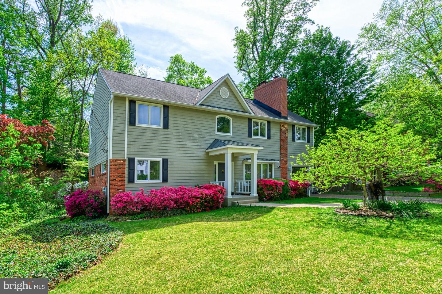 3820 LORCOM LN, ARLINGTON, Virginia 22207, 6 Bedrooms Bedrooms, ,5 BathroomsBathrooms,Residential,For sale,3820 LORCOM LN,VAAR2055870 MLS # VAAR2055870