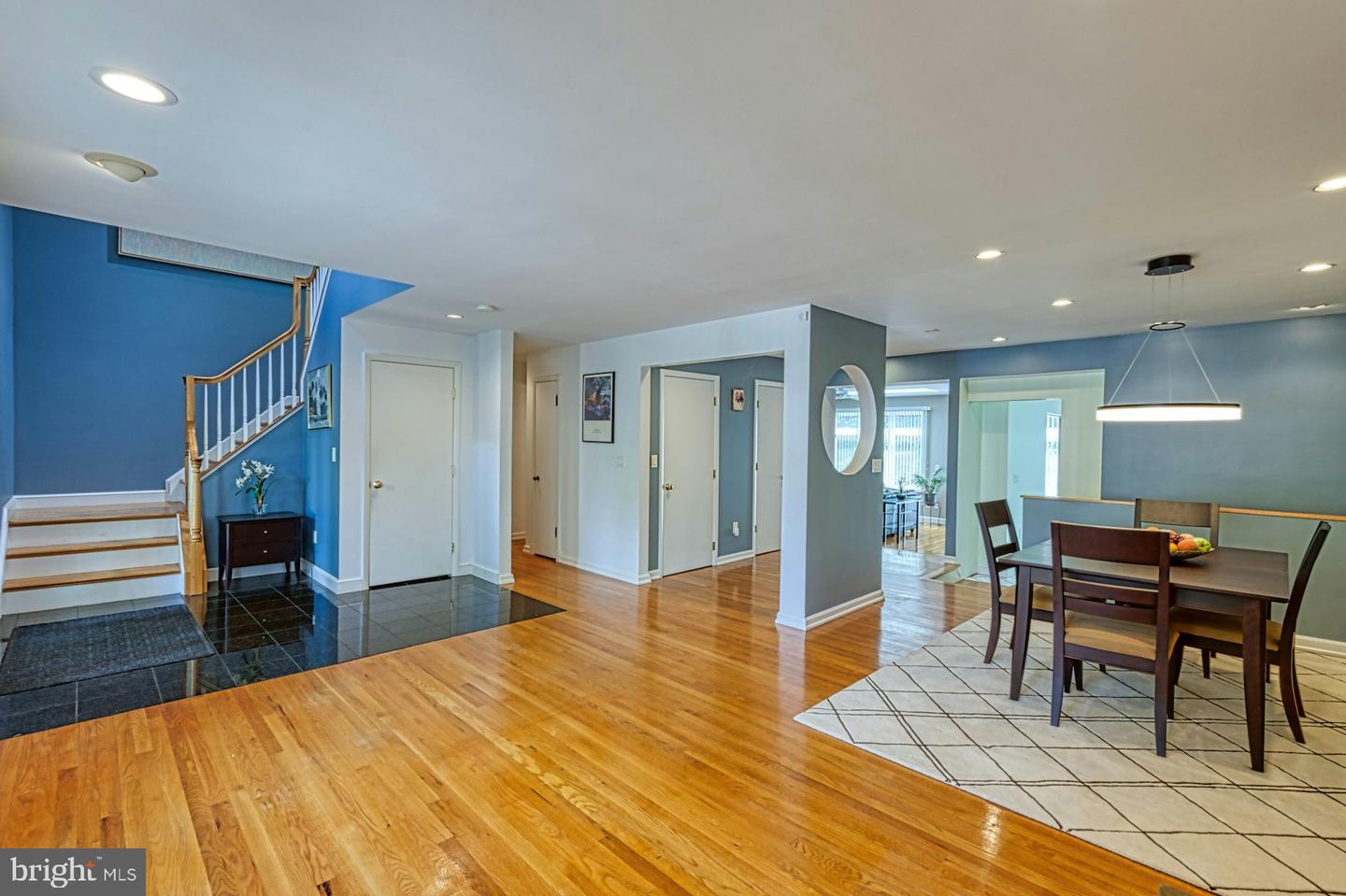 3820 LORCOM LN, ARLINGTON, Virginia 22207, 6 Bedrooms Bedrooms, ,5 BathroomsBathrooms,Residential,For sale,3820 LORCOM LN,VAAR2055870 MLS # VAAR2055870