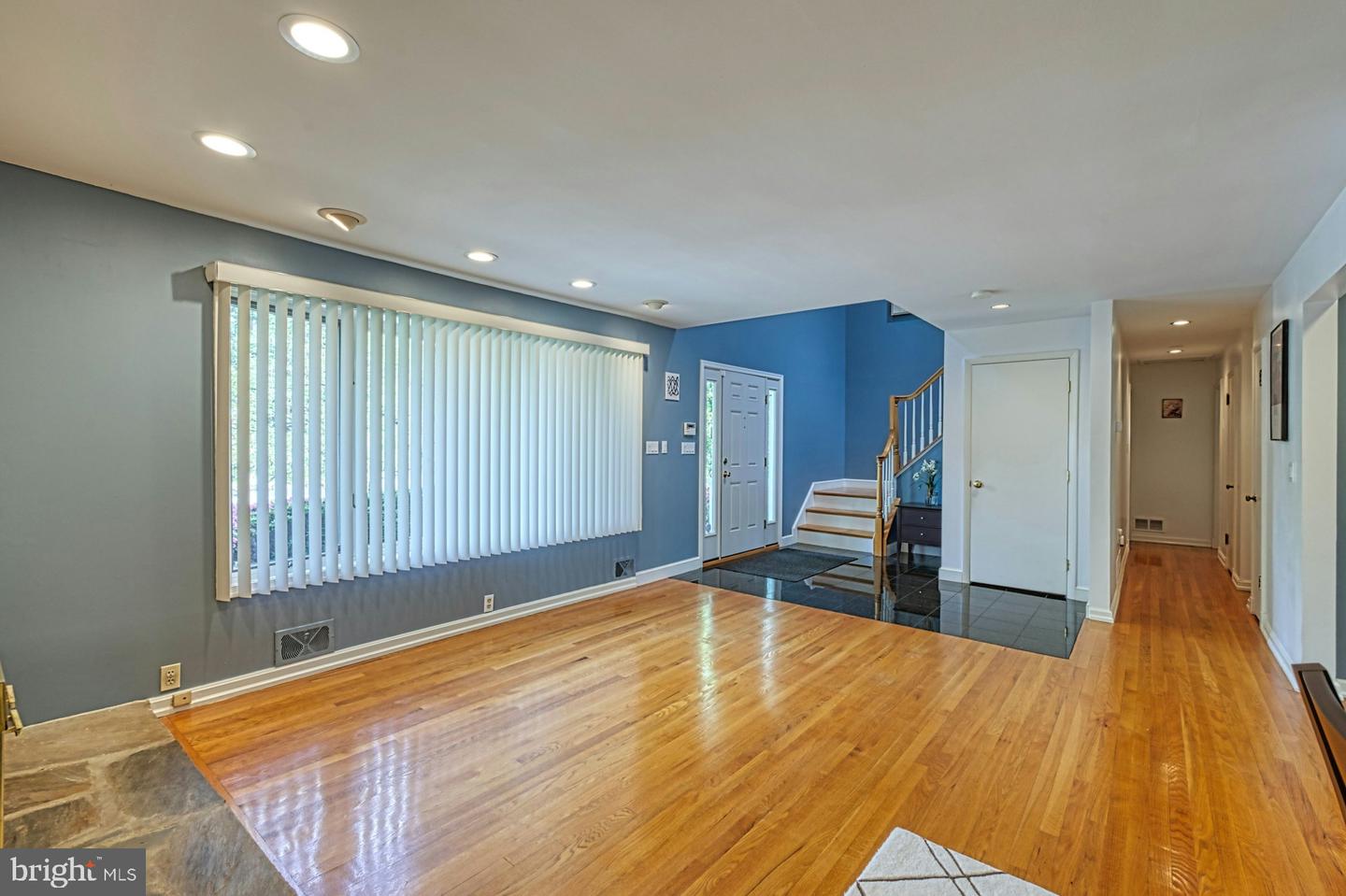 3820 LORCOM LN, ARLINGTON, Virginia 22207, 6 Bedrooms Bedrooms, ,5 BathroomsBathrooms,Residential,For sale,3820 LORCOM LN,VAAR2055870 MLS # VAAR2055870
