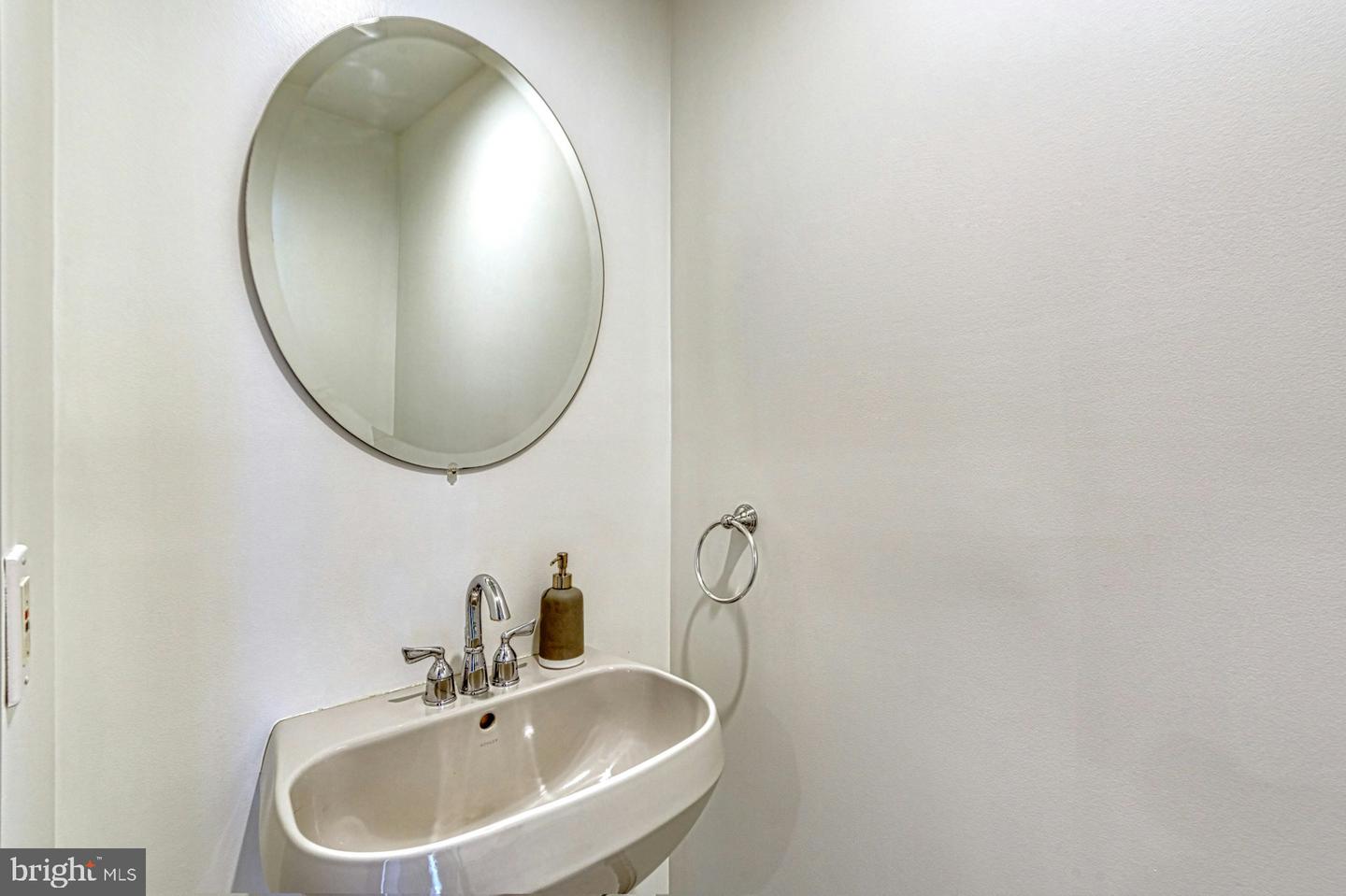 3820 LORCOM LN, ARLINGTON, Virginia 22207, 6 Bedrooms Bedrooms, ,5 BathroomsBathrooms,Residential,For sale,3820 LORCOM LN,VAAR2055870 MLS # VAAR2055870