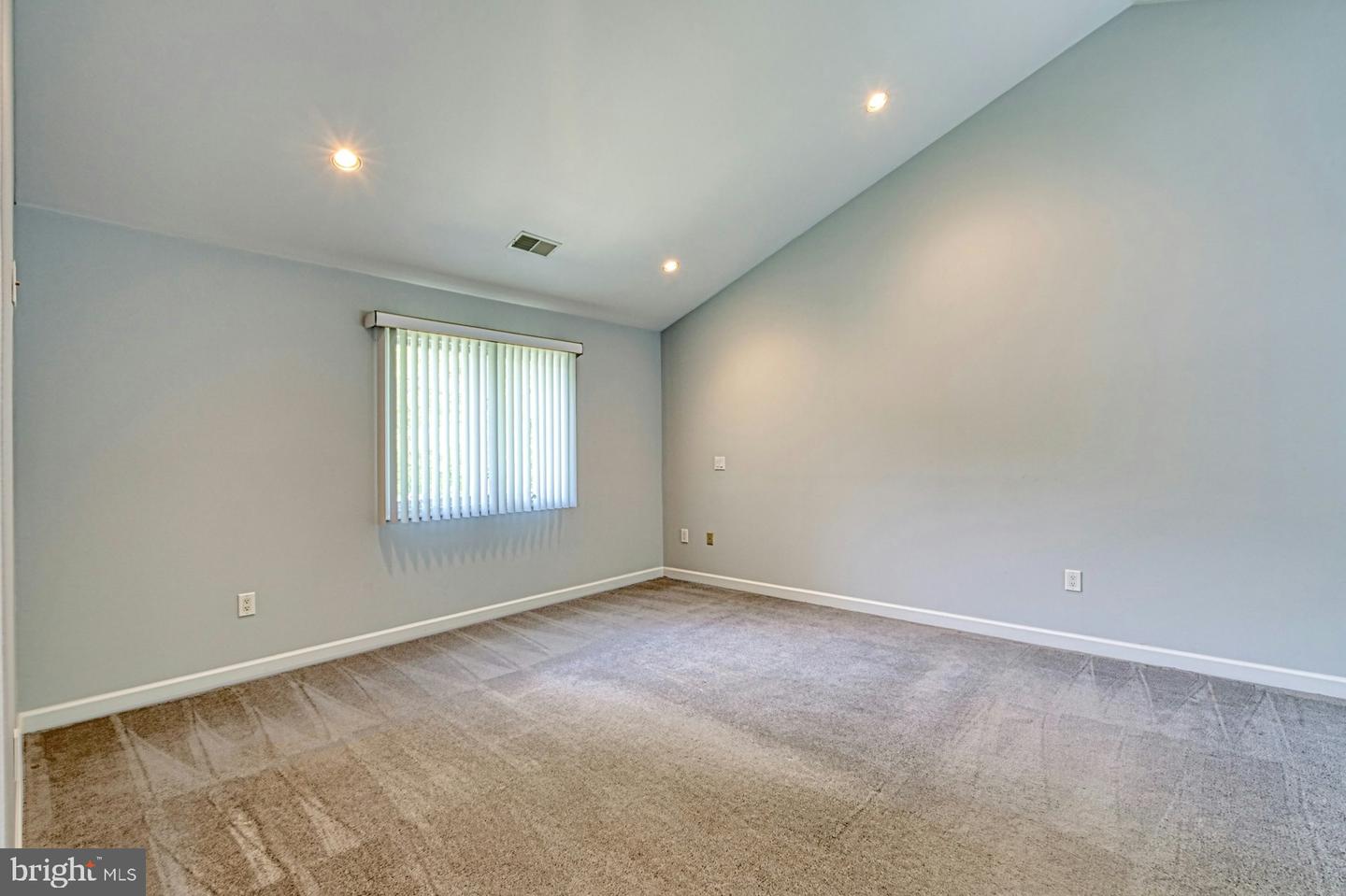 3820 LORCOM LN, ARLINGTON, Virginia 22207, 6 Bedrooms Bedrooms, ,5 BathroomsBathrooms,Residential,For sale,3820 LORCOM LN,VAAR2055870 MLS # VAAR2055870