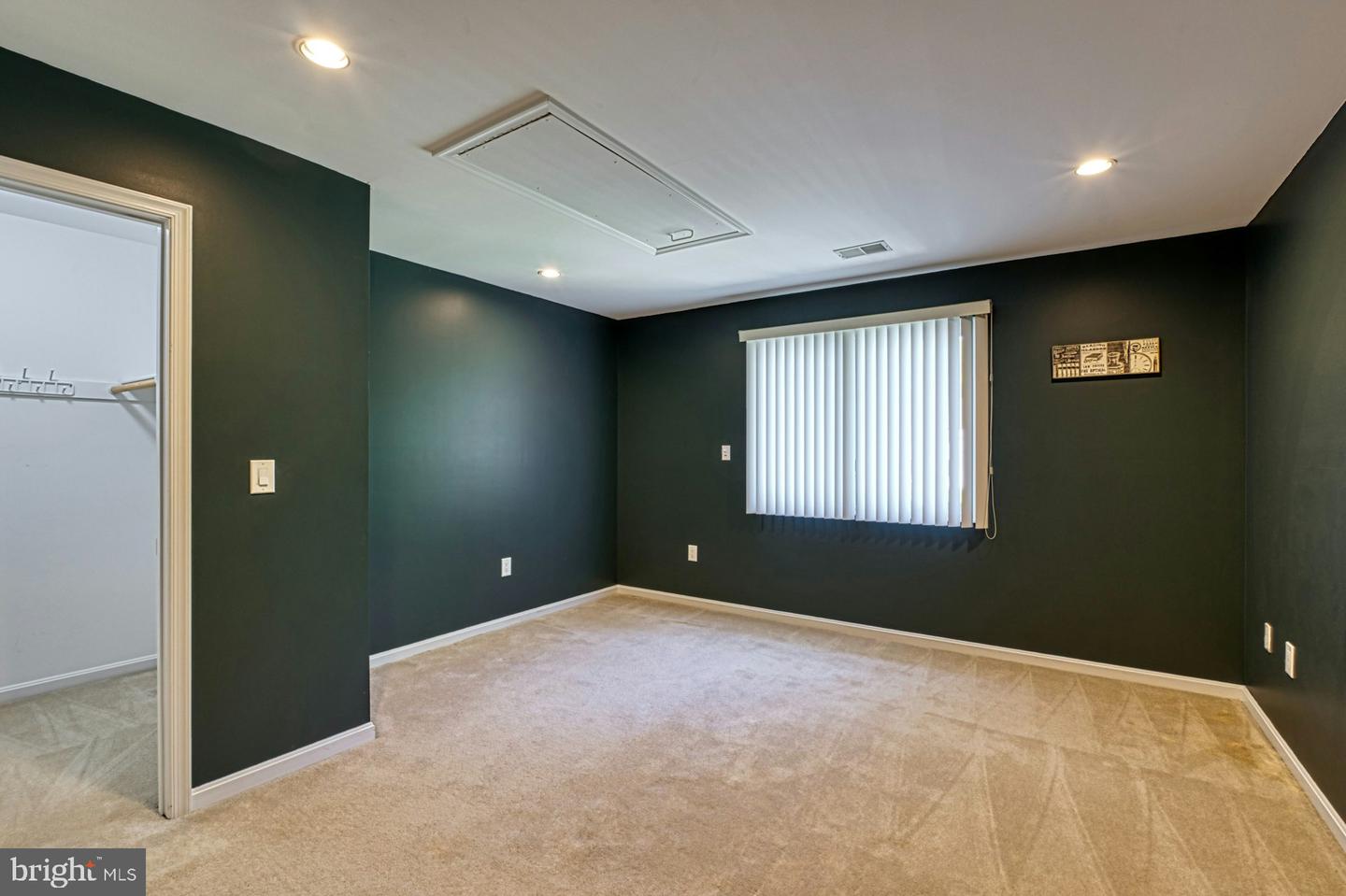 3820 LORCOM LN, ARLINGTON, Virginia 22207, 6 Bedrooms Bedrooms, ,5 BathroomsBathrooms,Residential,For sale,3820 LORCOM LN,VAAR2055870 MLS # VAAR2055870