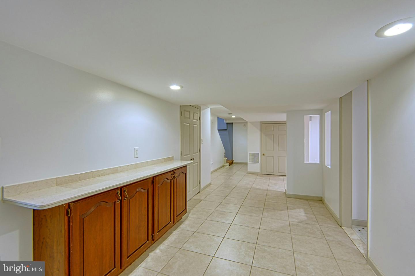 3820 LORCOM LN, ARLINGTON, Virginia 22207, 6 Bedrooms Bedrooms, ,5 BathroomsBathrooms,Residential,For sale,3820 LORCOM LN,VAAR2055870 MLS # VAAR2055870