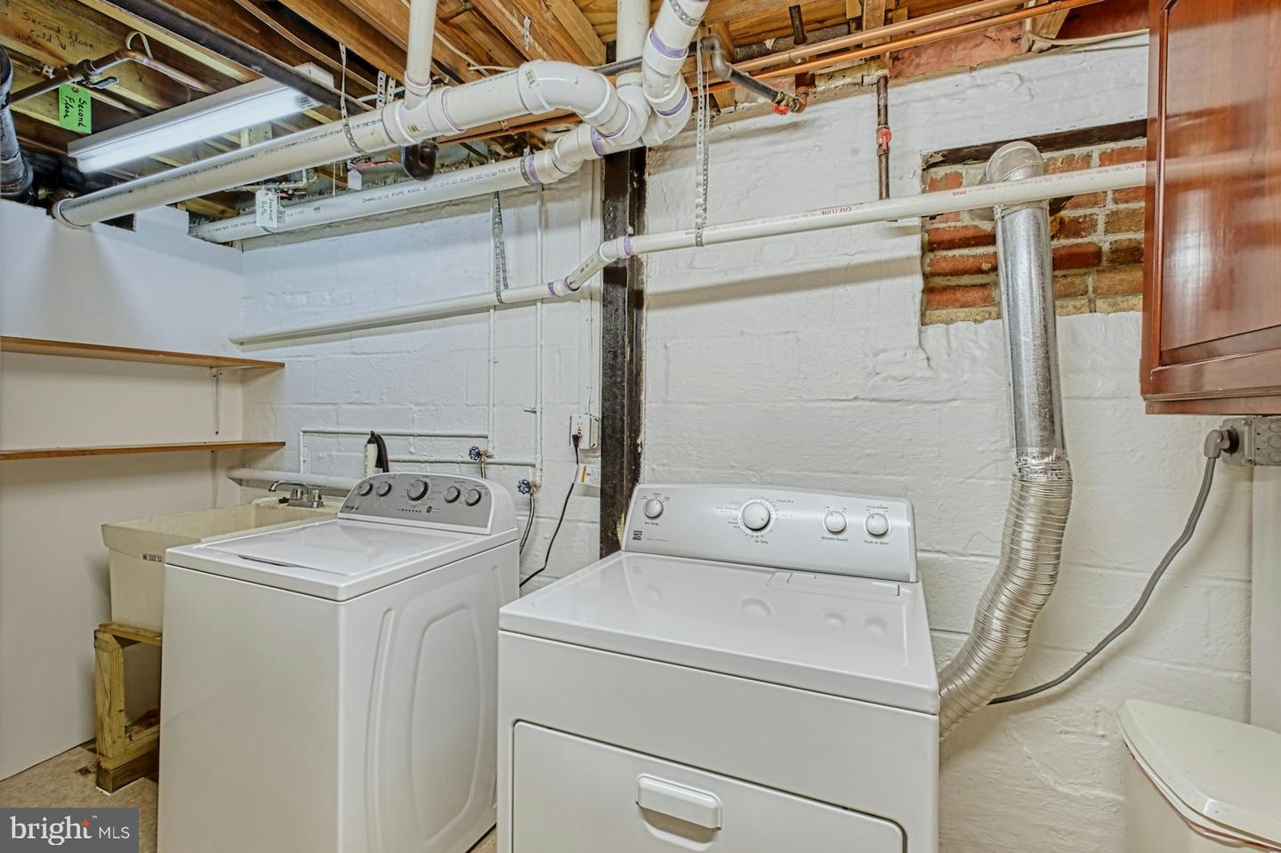 3820 LORCOM LN, ARLINGTON, Virginia 22207, 6 Bedrooms Bedrooms, ,5 BathroomsBathrooms,Residential,For sale,3820 LORCOM LN,VAAR2055870 MLS # VAAR2055870