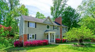3820 LORCOM LN, ARLINGTON, Virginia 22207, 6 Bedrooms Bedrooms, ,5 BathroomsBathrooms,Residential,For sale,3820 LORCOM LN,VAAR2055870 MLS # VAAR2055870