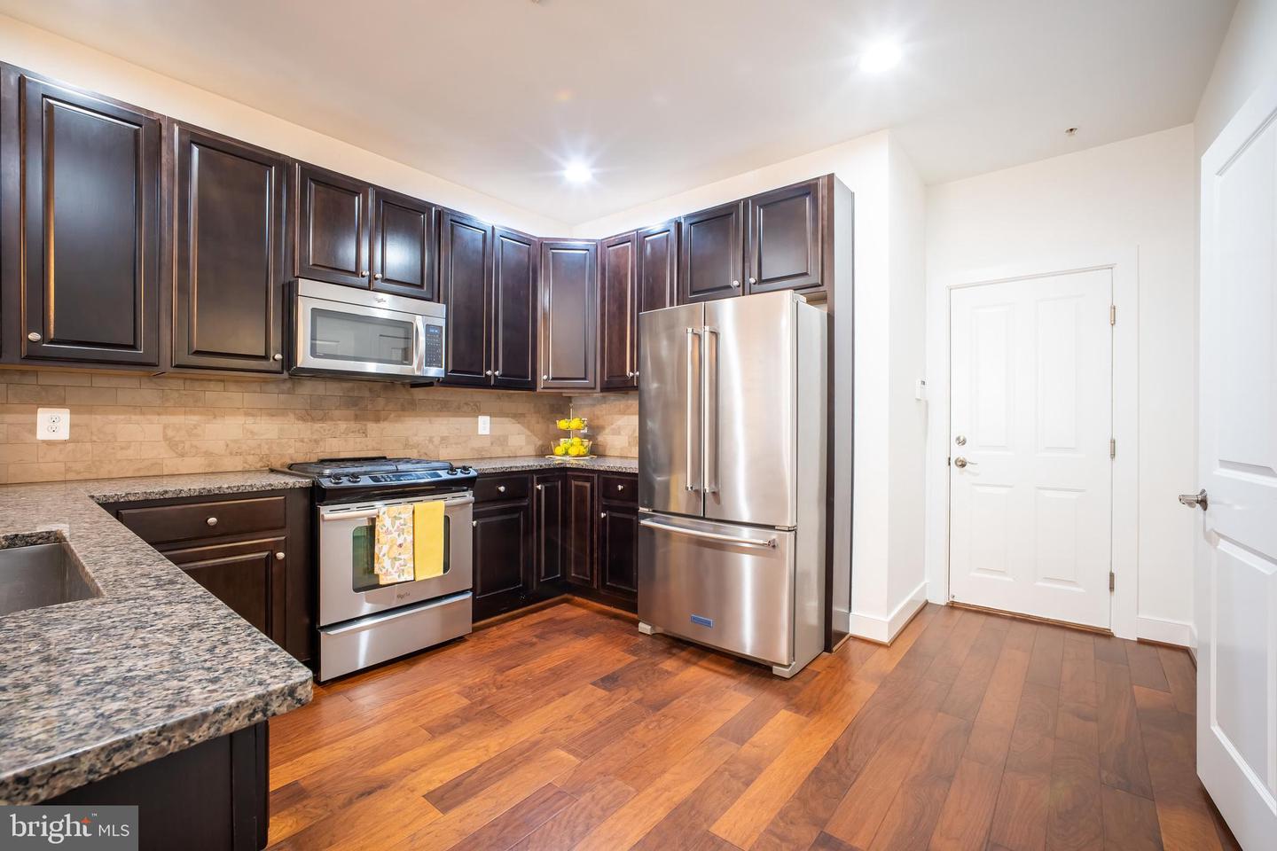 2215 RICHMOND HWY #101, ALEXANDRIA, Virginia 22301, 3 Bedrooms Bedrooms, ,2 BathroomsBathrooms,Residential,For sale,2215 RICHMOND HWY #101,VAAX2044120 MLS # VAAX2044120